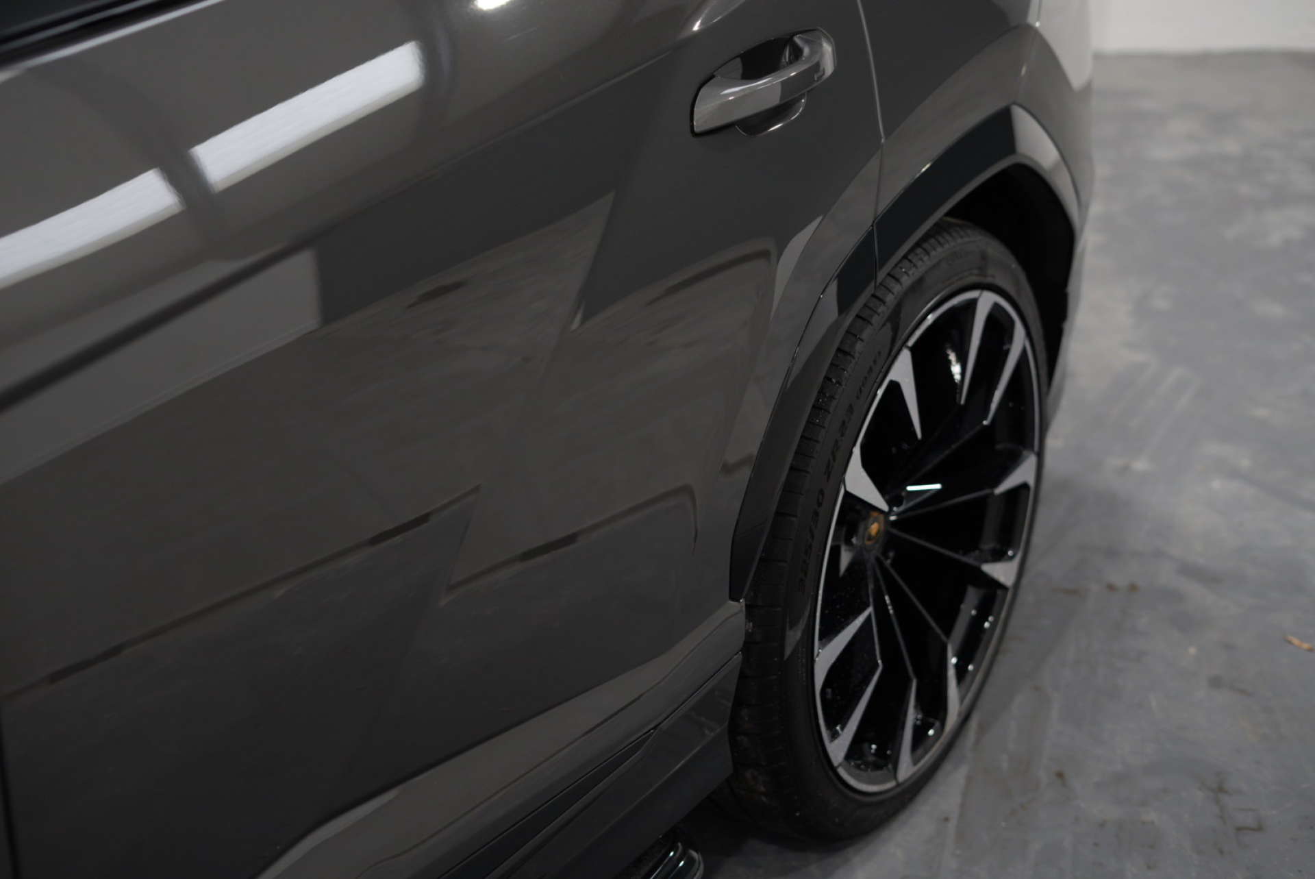 LAMBORGHINI URUS 4.0 Urus V8 Auto 4WD 5dr #65