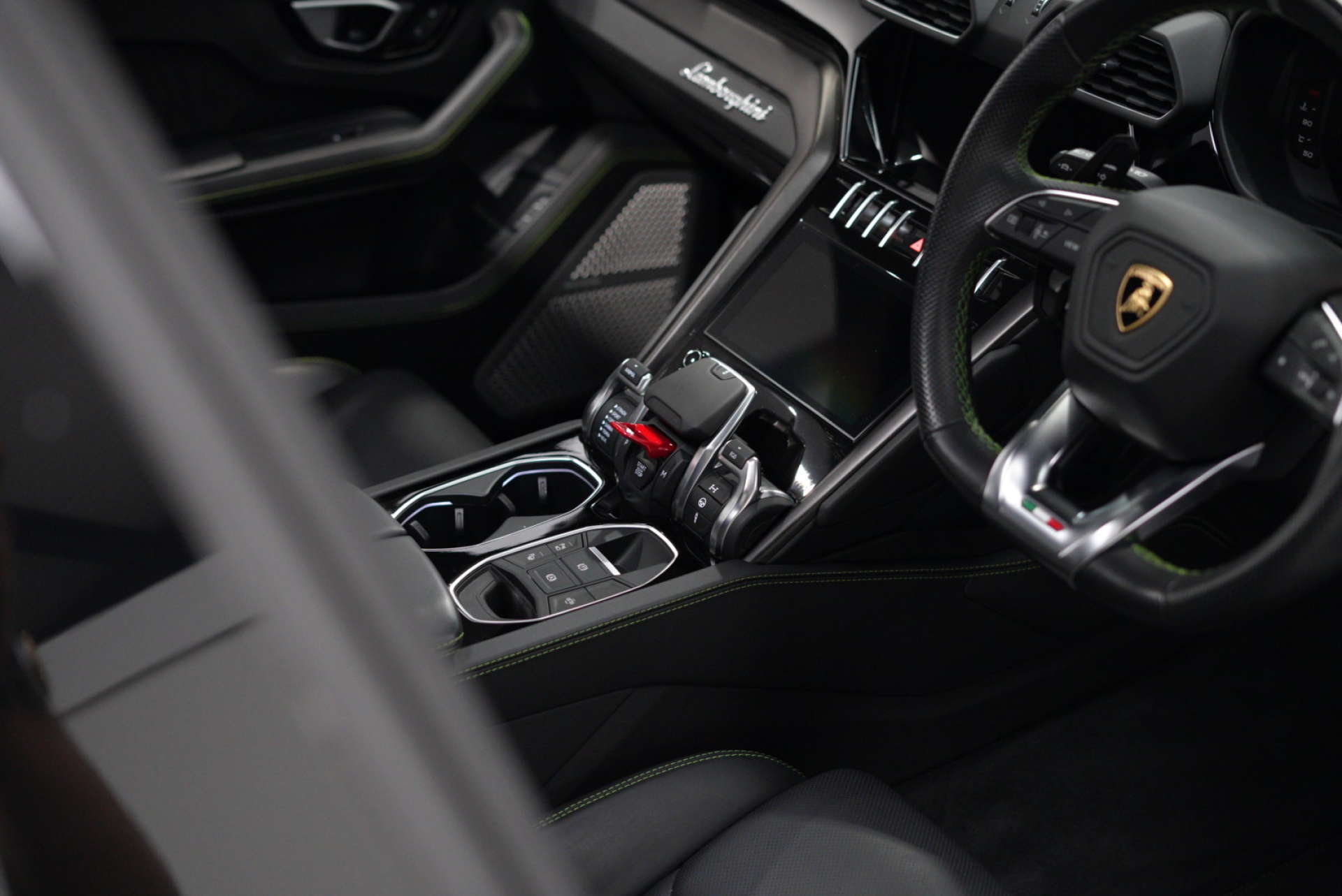 LAMBORGHINI URUS 4.0 Urus V8 Auto 4WD 5dr #75
