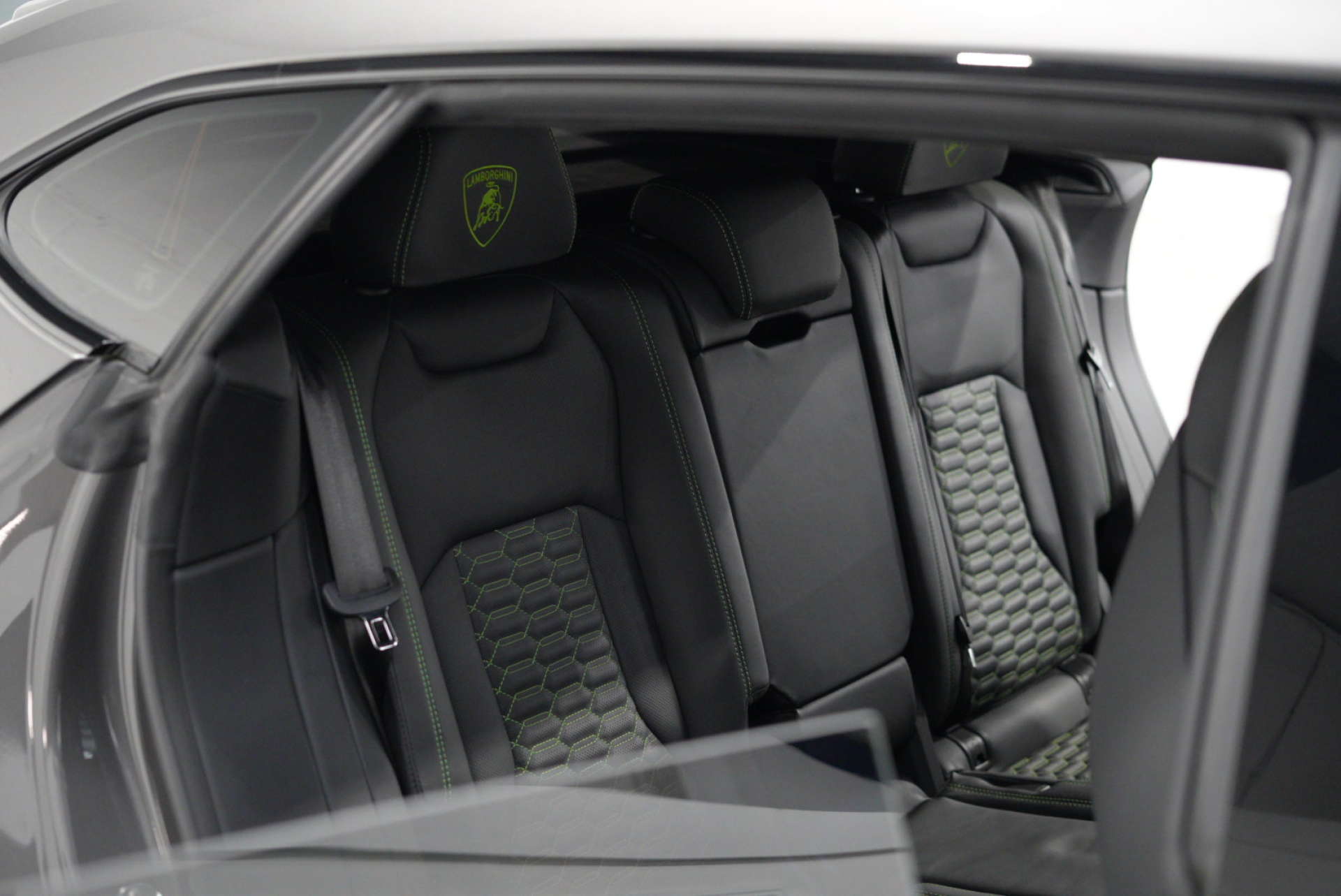 LAMBORGHINI URUS 4.0 Urus V8 Auto 4WD 5dr #86