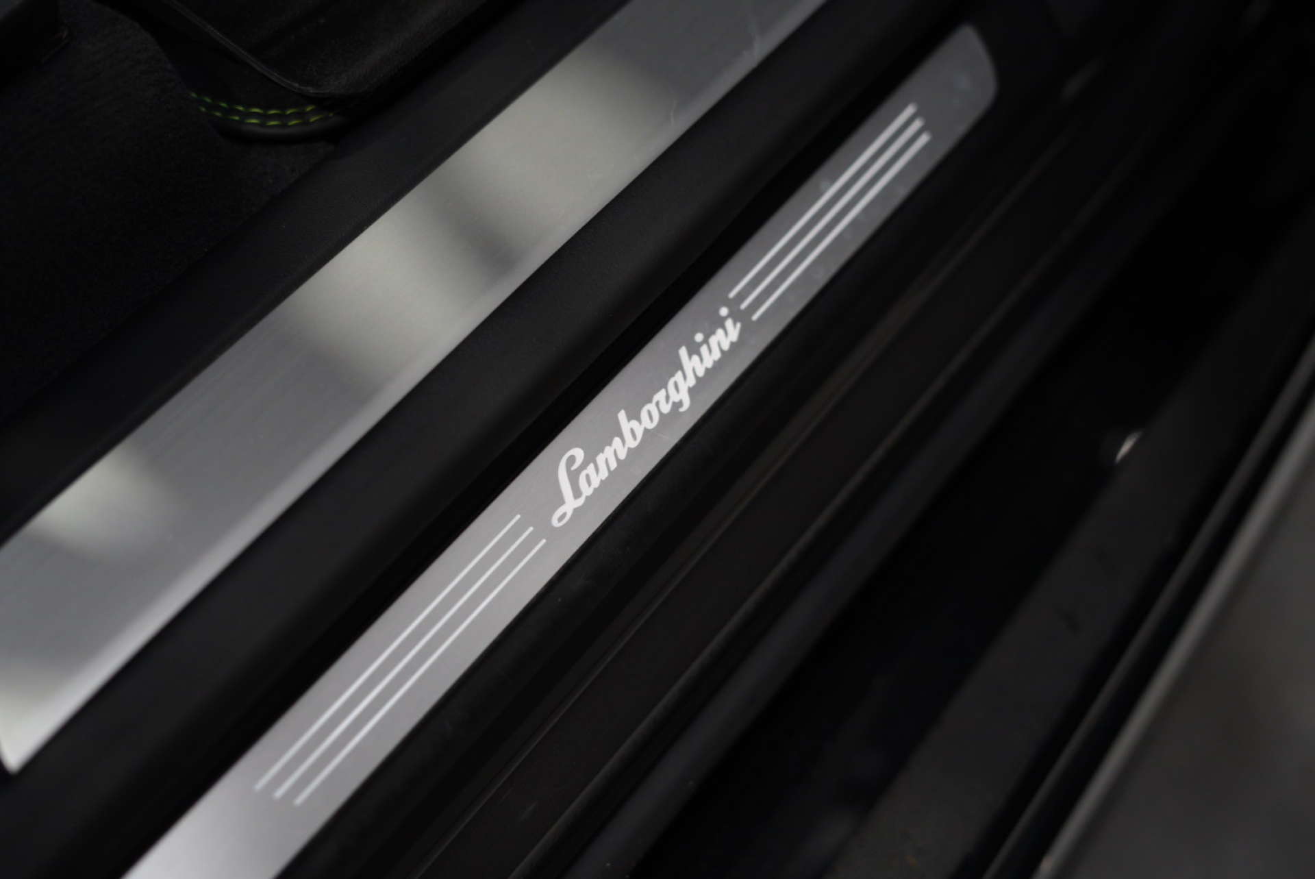 LAMBORGHINI URUS 4.0 Urus V8 Auto 4WD 5dr #99