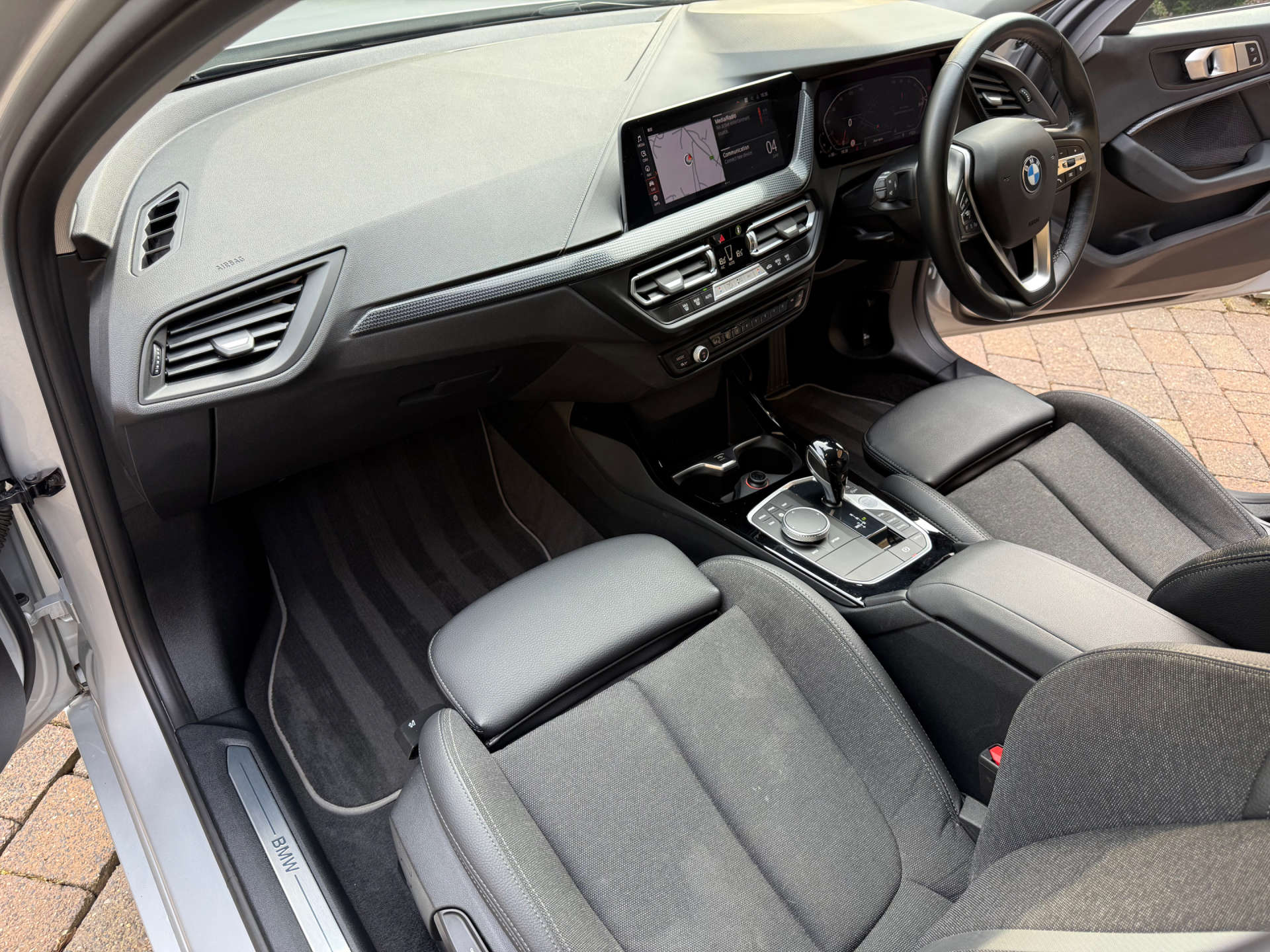 BMW 1 SERIES 1.5 118I Sport Auto 5dr #5