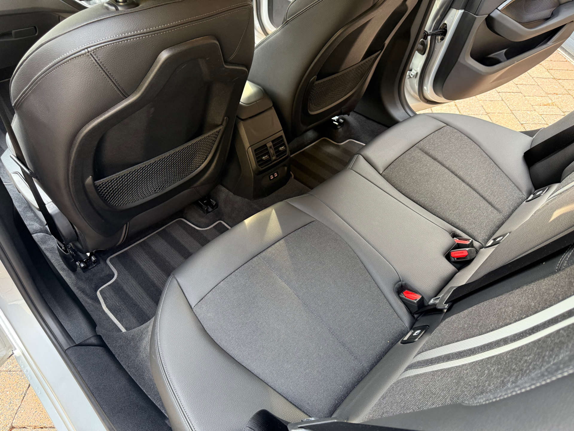 BMW 1 SERIES 1.5 118I Sport Auto 5dr #24