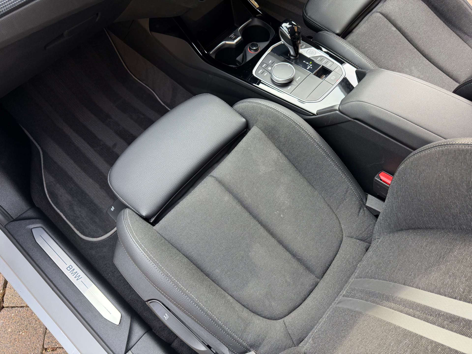 BMW 1 SERIES 1.5 118I Sport Auto 5dr #32