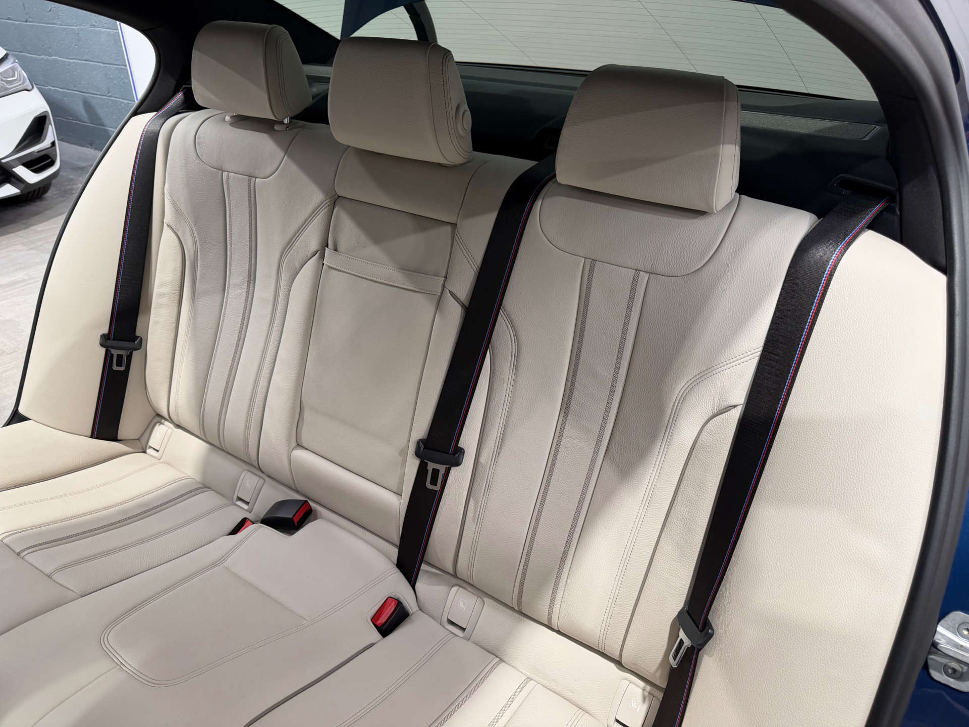 BMW 5 SERIES 2.0 530e M Sport Auto 4dr #24