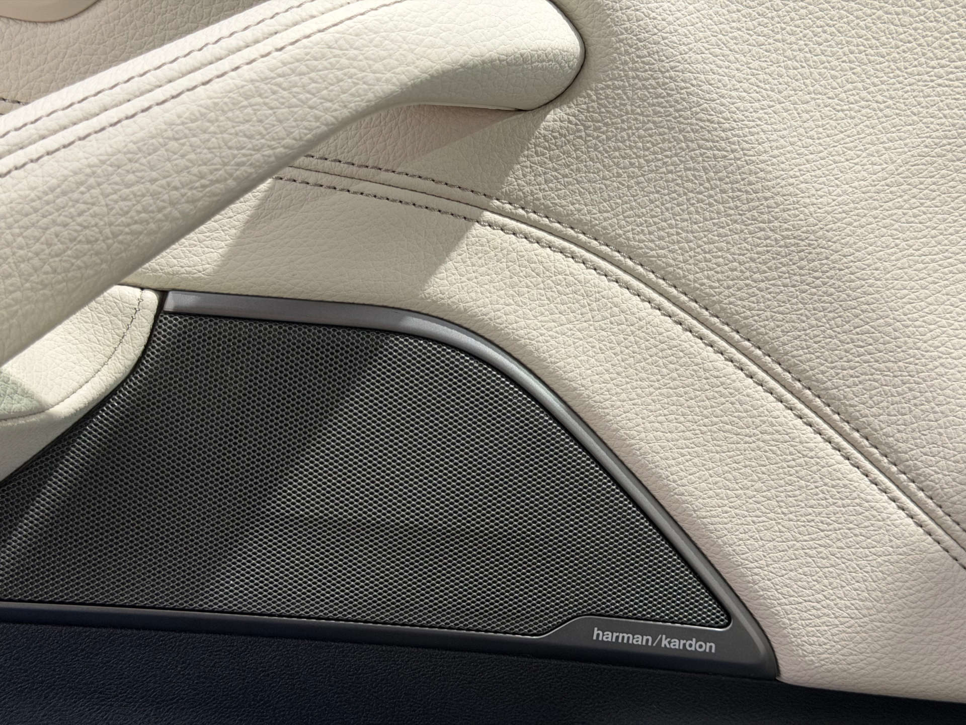 BMW 5 SERIES 2.0 530e M Sport Auto 4dr #28