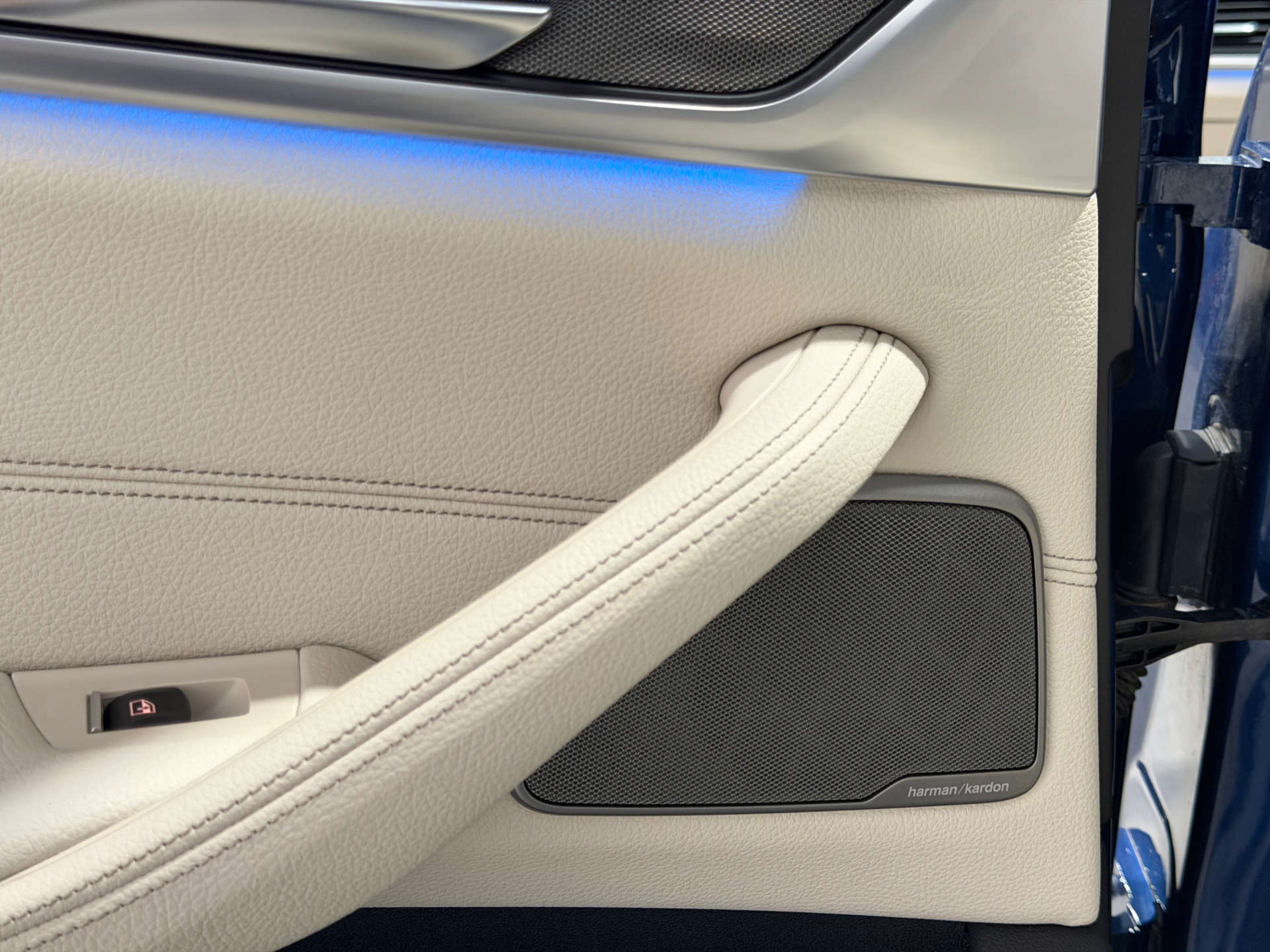 BMW 5 SERIES 2.0 530e M Sport Auto 4dr #30