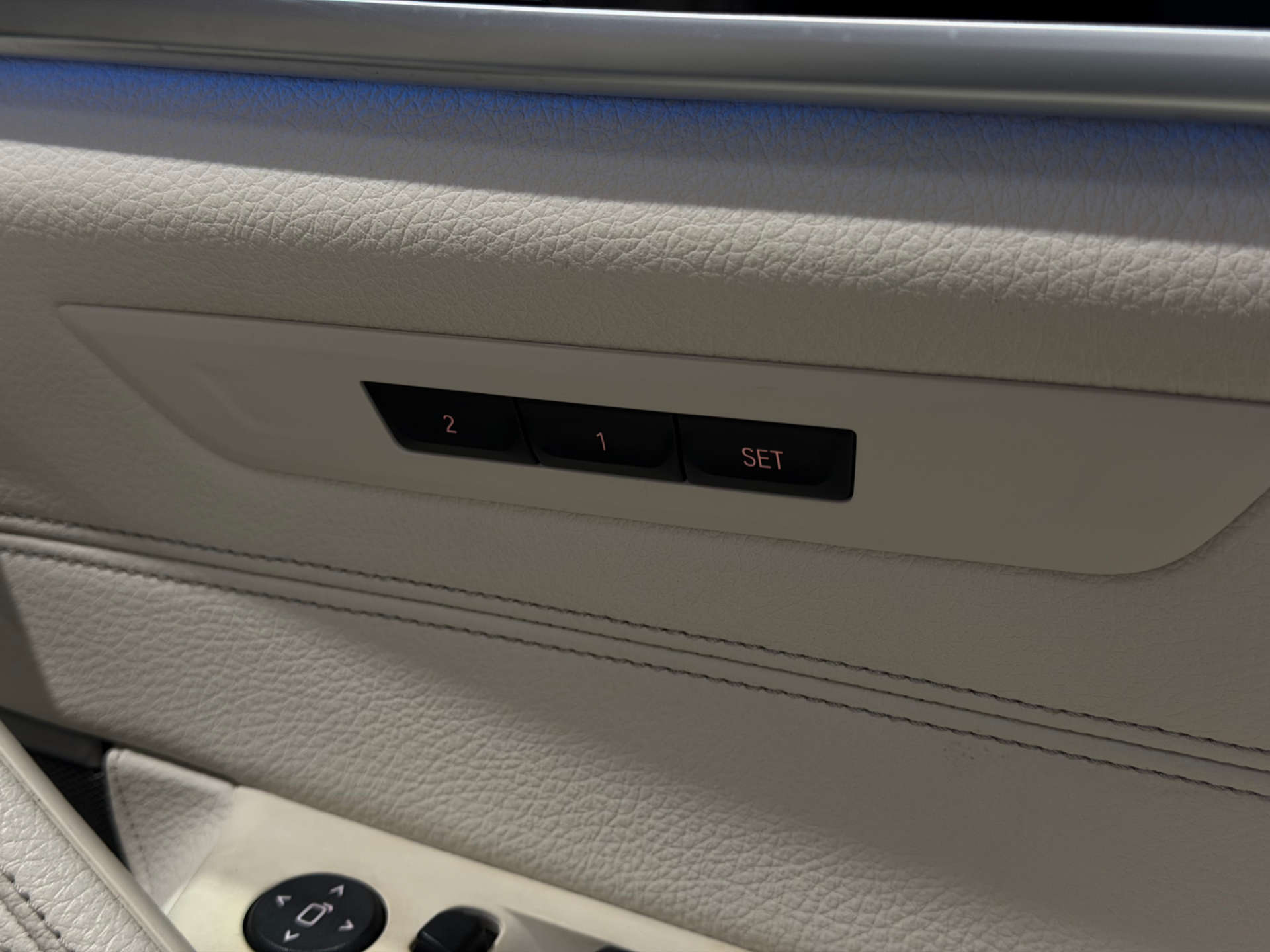 BMW 5 SERIES 2.0 530e M Sport Auto 4dr #40