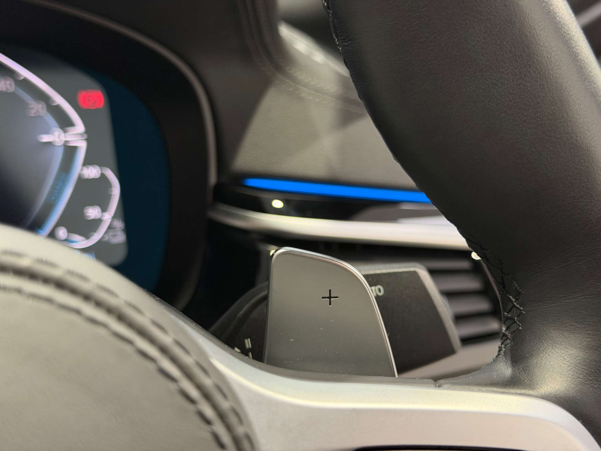 BMW 5 SERIES 2.0 530e M Sport Auto 4dr #59