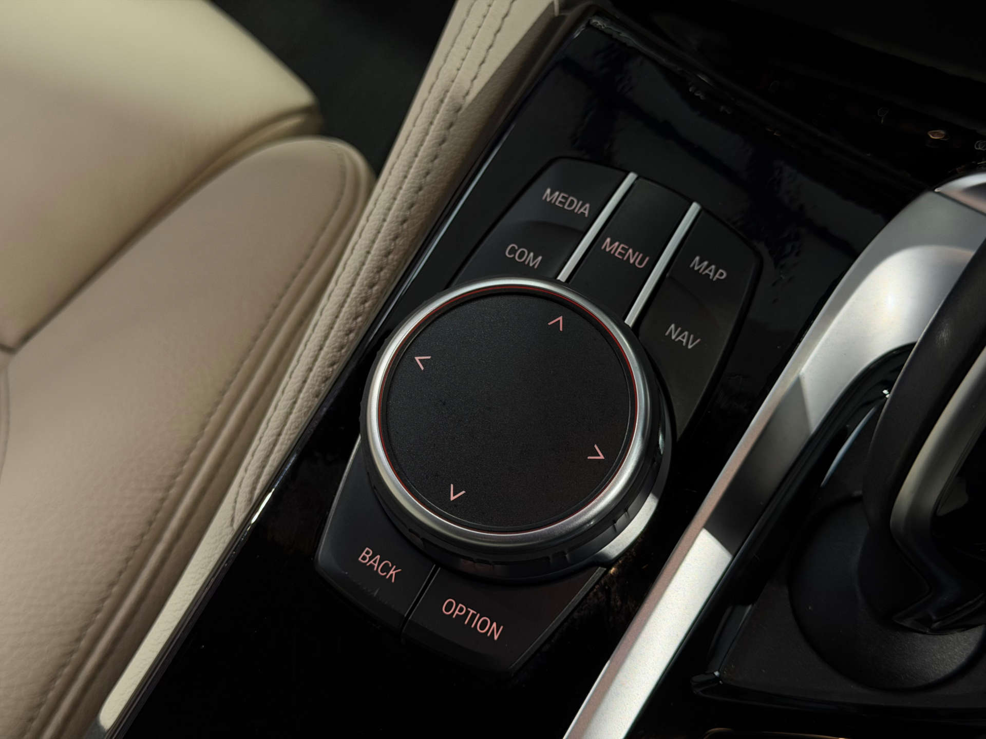 BMW 5 SERIES 2.0 530e M Sport Auto 4dr #64