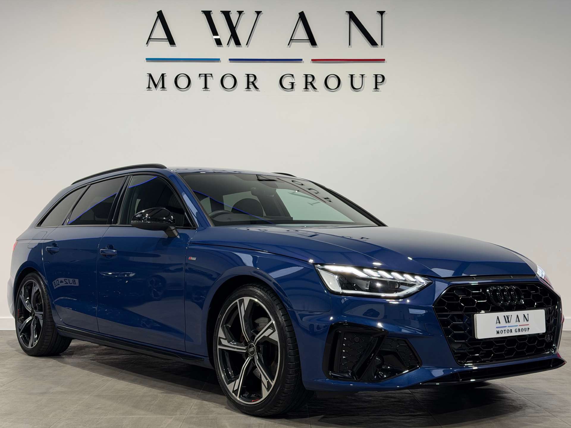 2024 A4 2.0 A4 BLACK EDITION 35 TFSI MHEV SEMI AUTO 5DR 16,400 MILES... photo