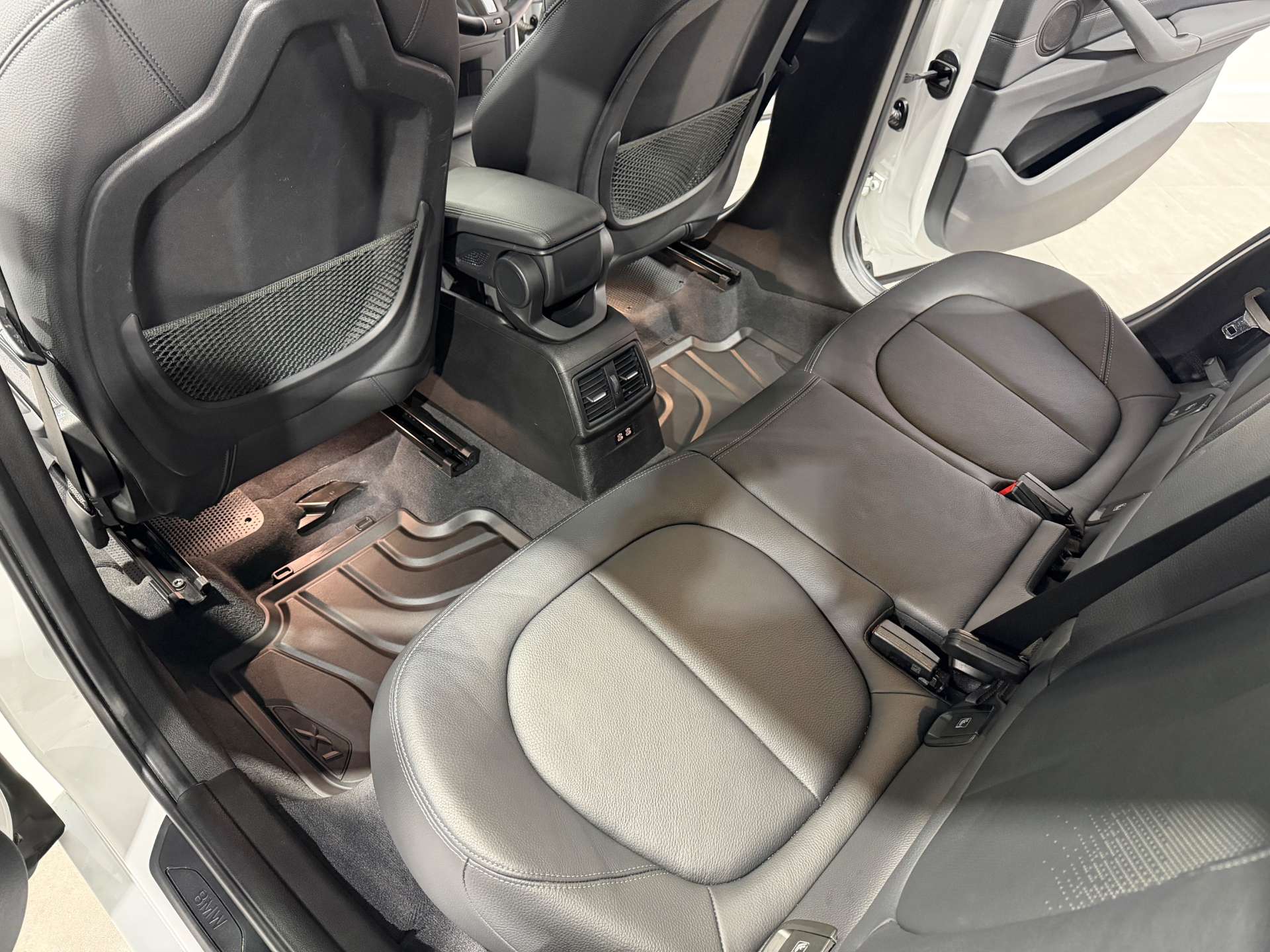 BMW X1 2.0 X1 sDrive 20i M Sport Auto 5dr #19