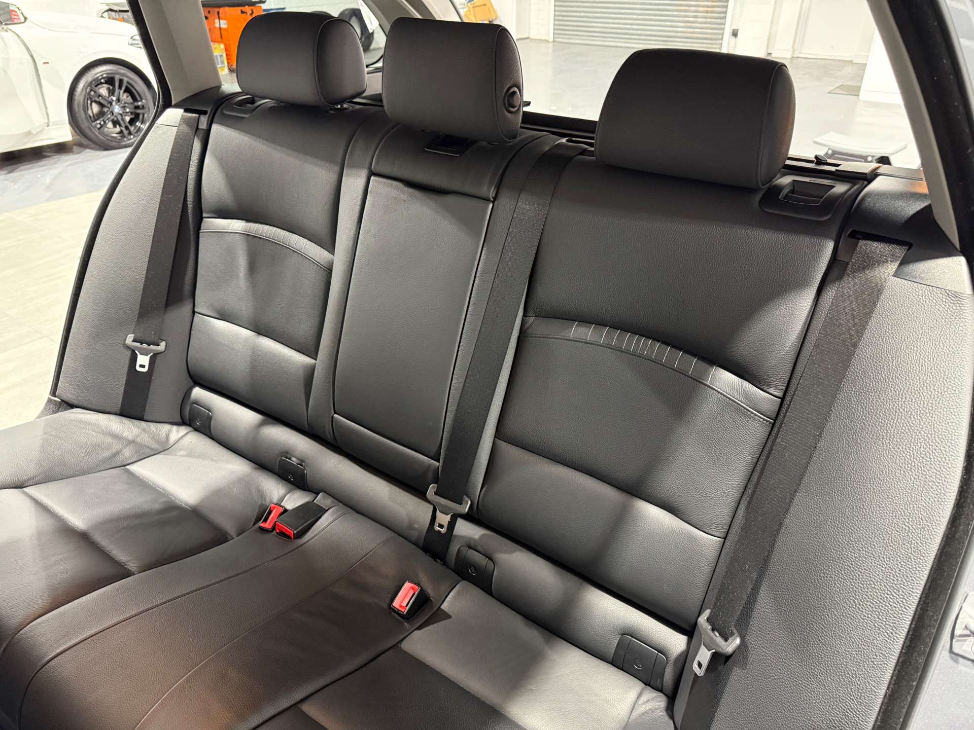 BMW 5 SERIES 2.0 525d Luxury Auto 5dr #33