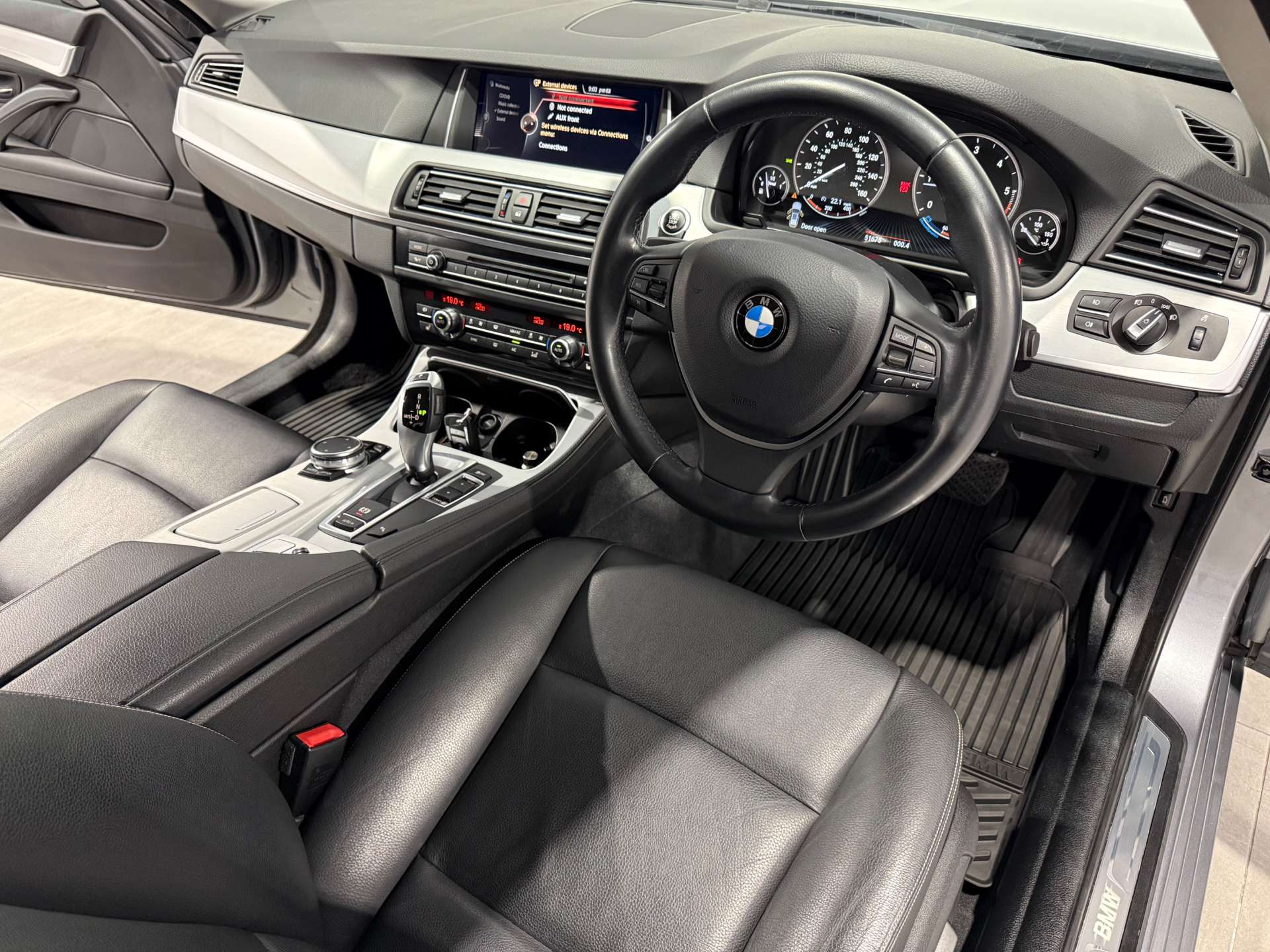 BMW 5 SERIES 2.0 525d Luxury Auto 5dr #64