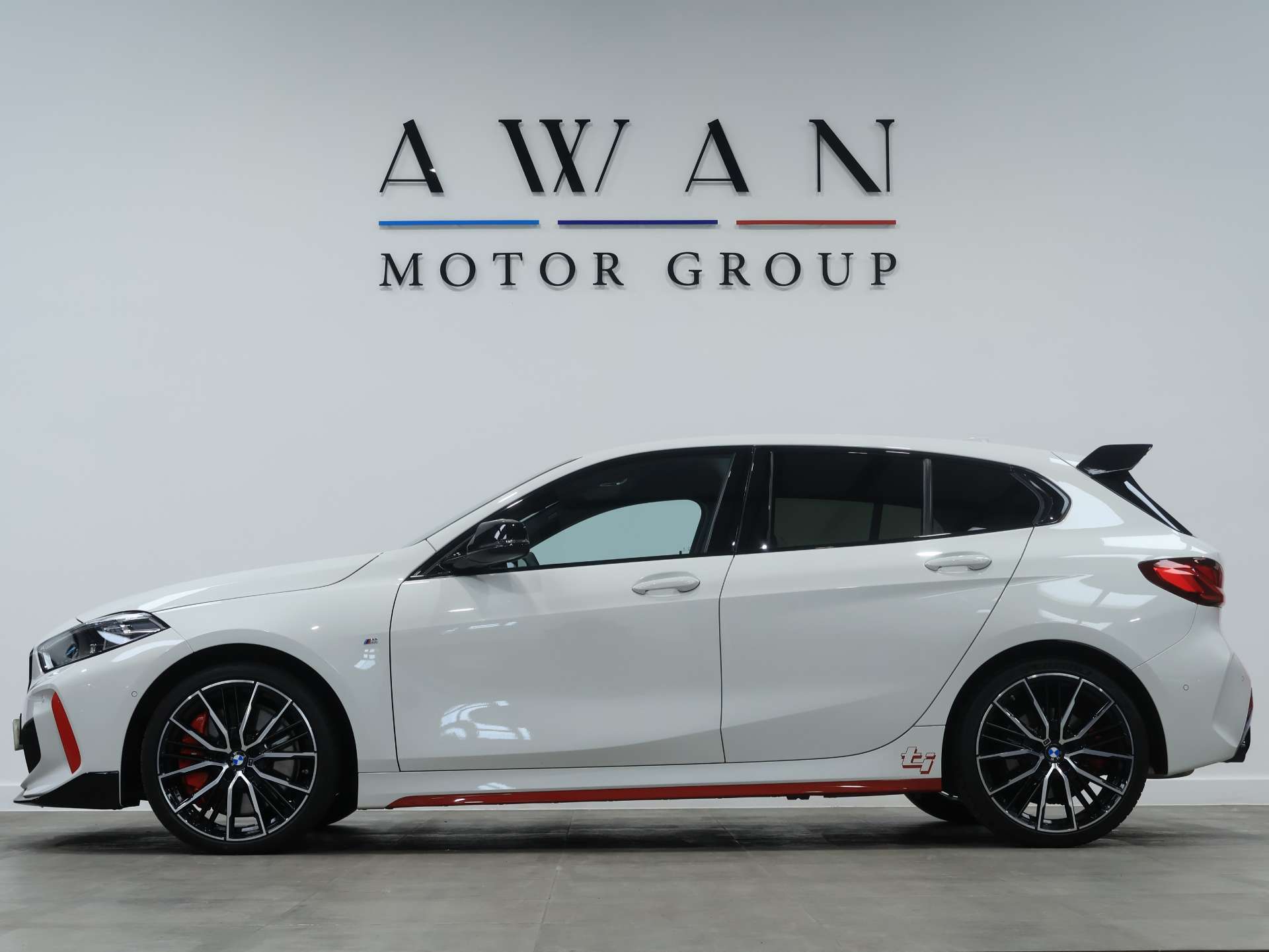 BMW 1 SERIES 2.0 128ti Auto 5dr #6
