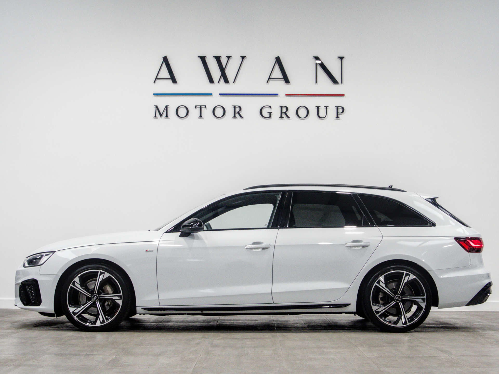 AUDI A4 2.0 A4 Black Edition 40 TFSI MHEV Semi-Auto 5dr #6