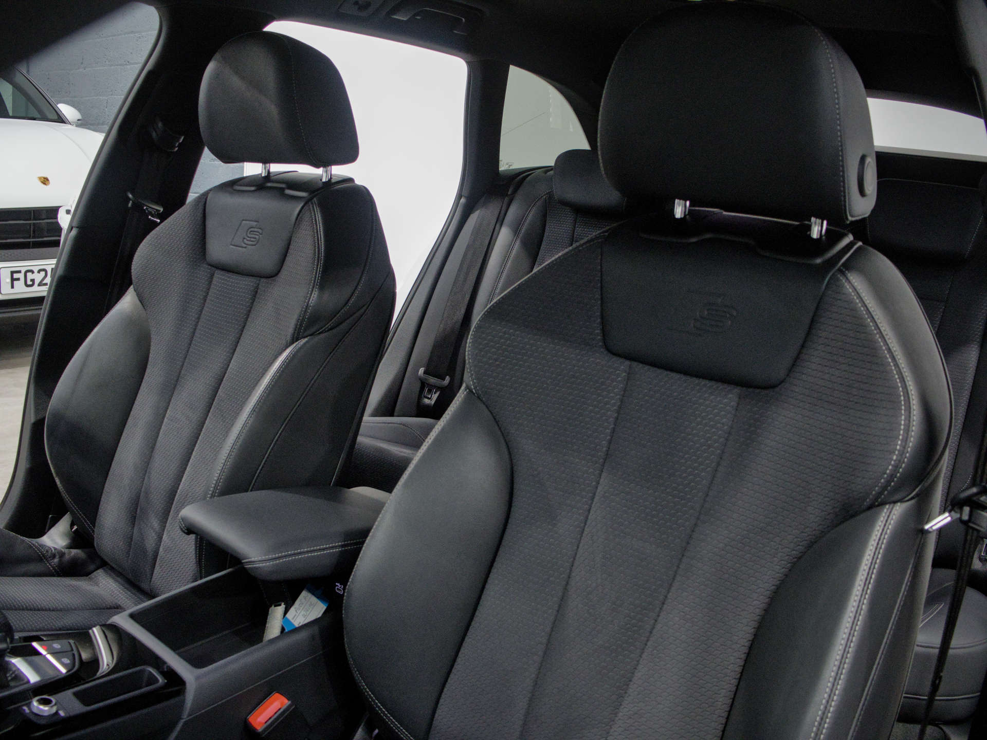 AUDI A4 2.0 A4 Black Edition 40 TFSI MHEV Semi-Auto 5dr #37