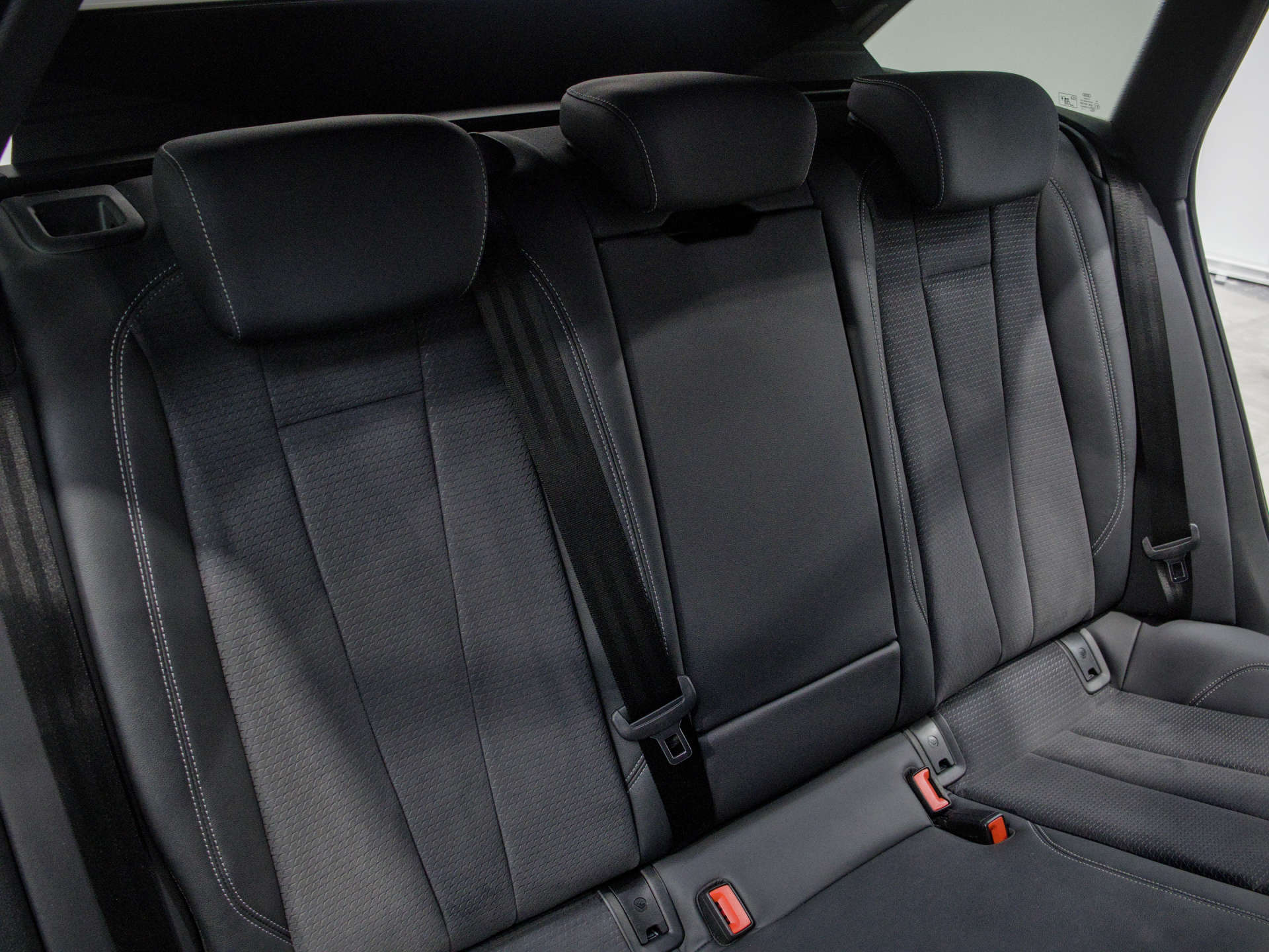AUDI A4 2.0 A4 Black Edition 40 TFSI MHEV Semi-Auto 5dr #38