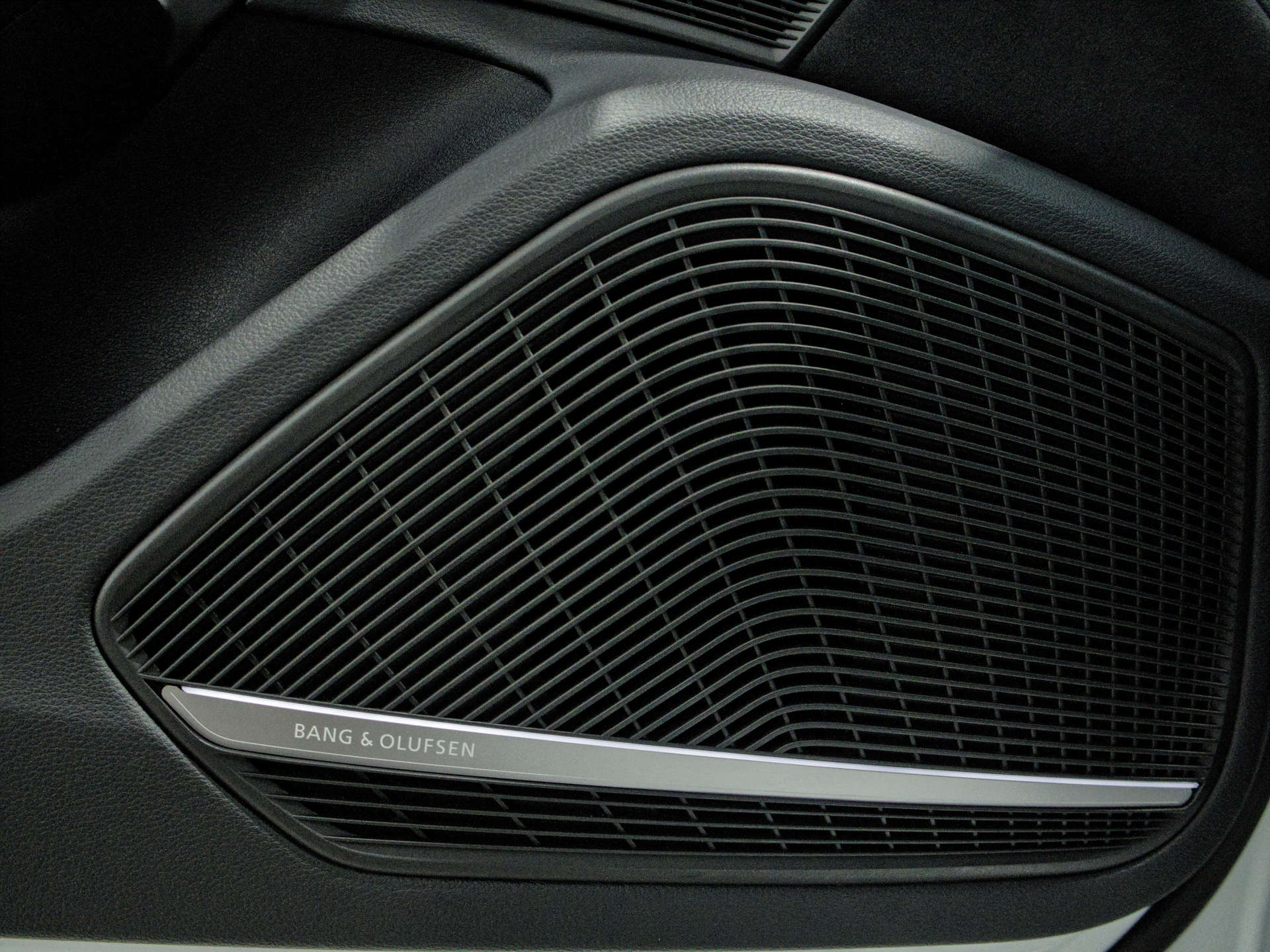 AUDI A4 2.0 A4 Black Edition 40 TFSI MHEV Semi-Auto 5dr #19