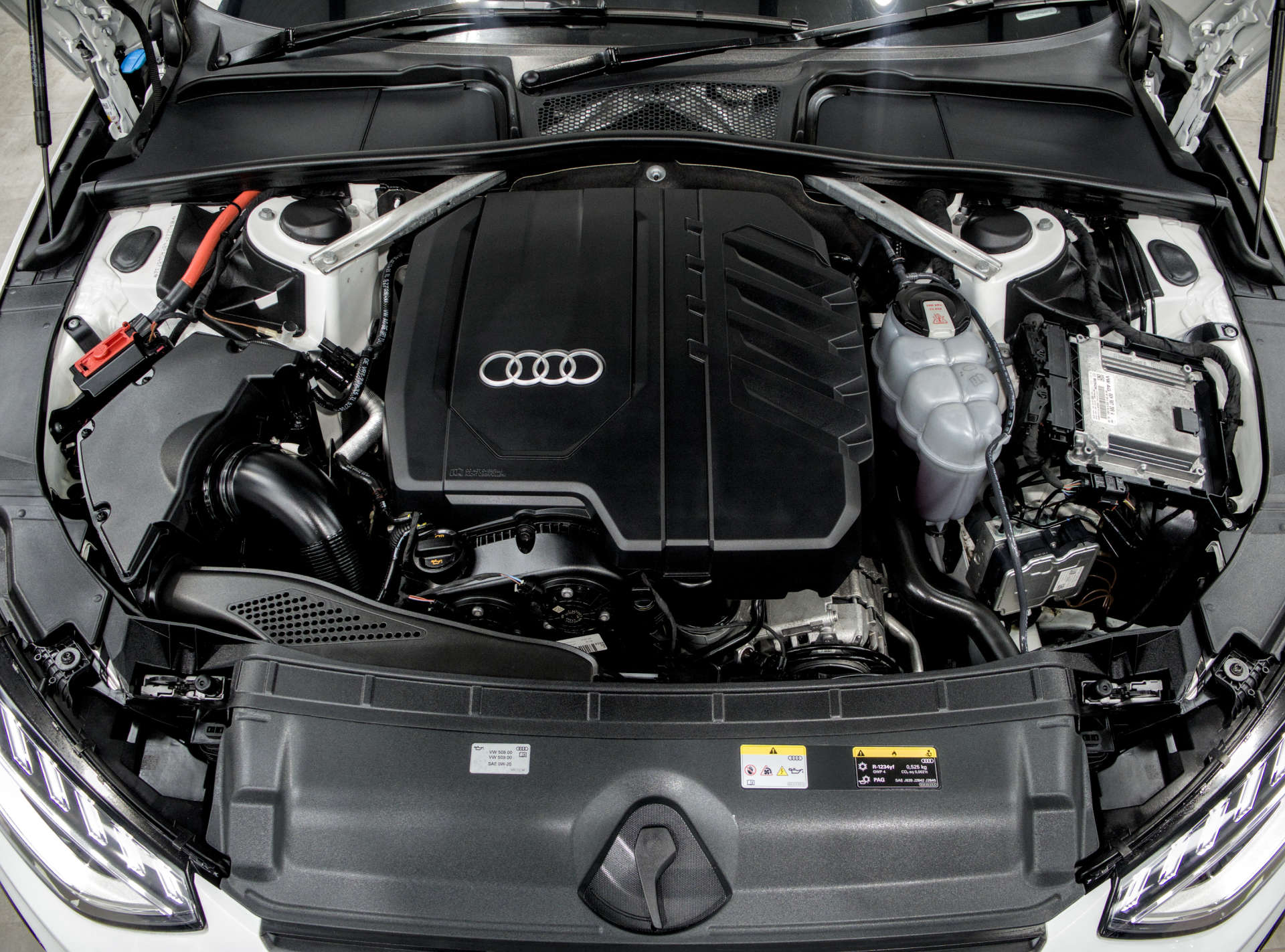 AUDI A4 2.0 A4 Black Edition 40 TFSI MHEV Semi-Auto 5dr #52