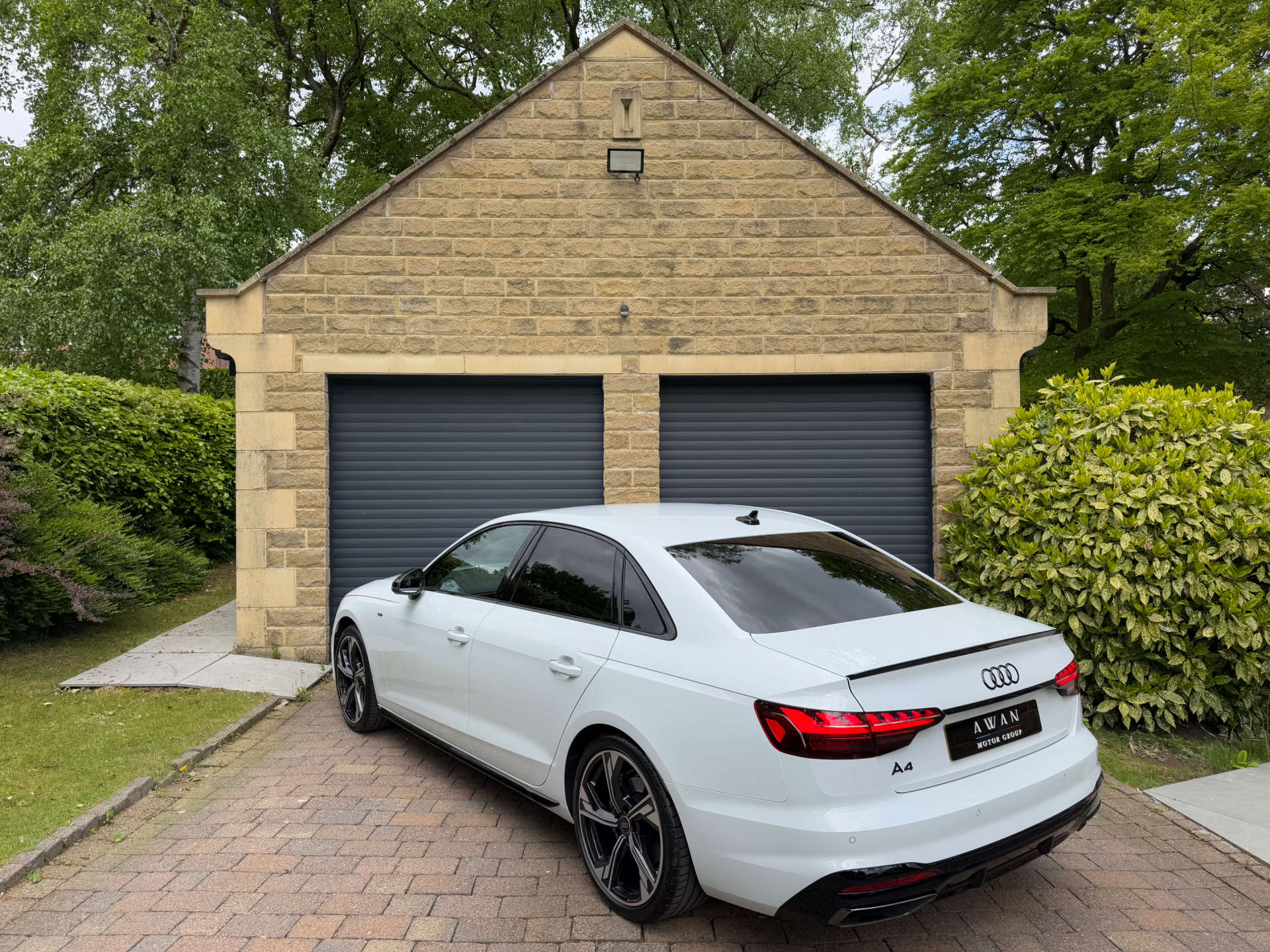AUDI A4 2.0 A4 Black Edition 40 TFSI MHEV Semi-Auto 4dr #3