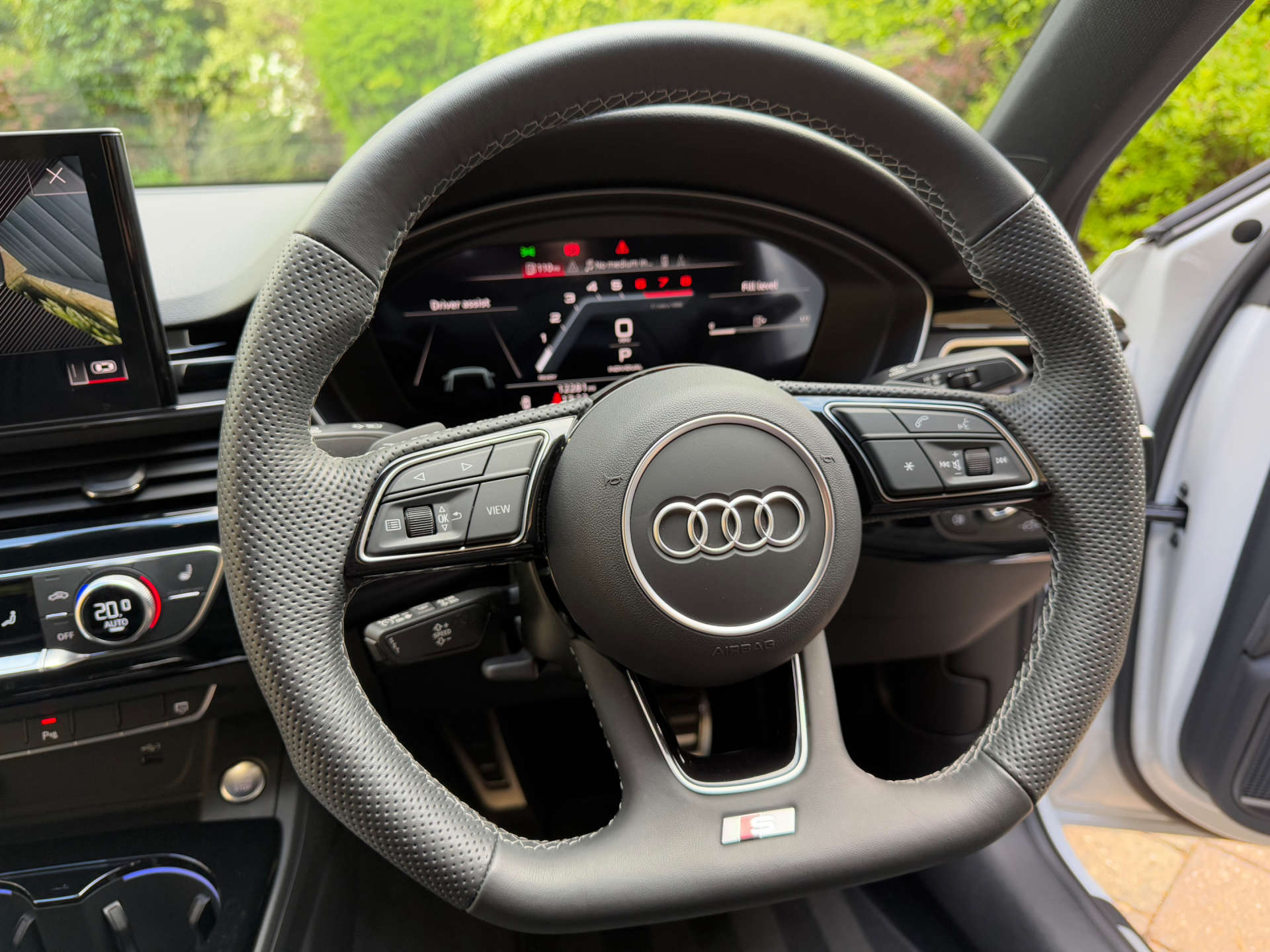 AUDI A4 2.0 A4 Black Edition 40 TFSI MHEV Semi-Auto 4dr #6
