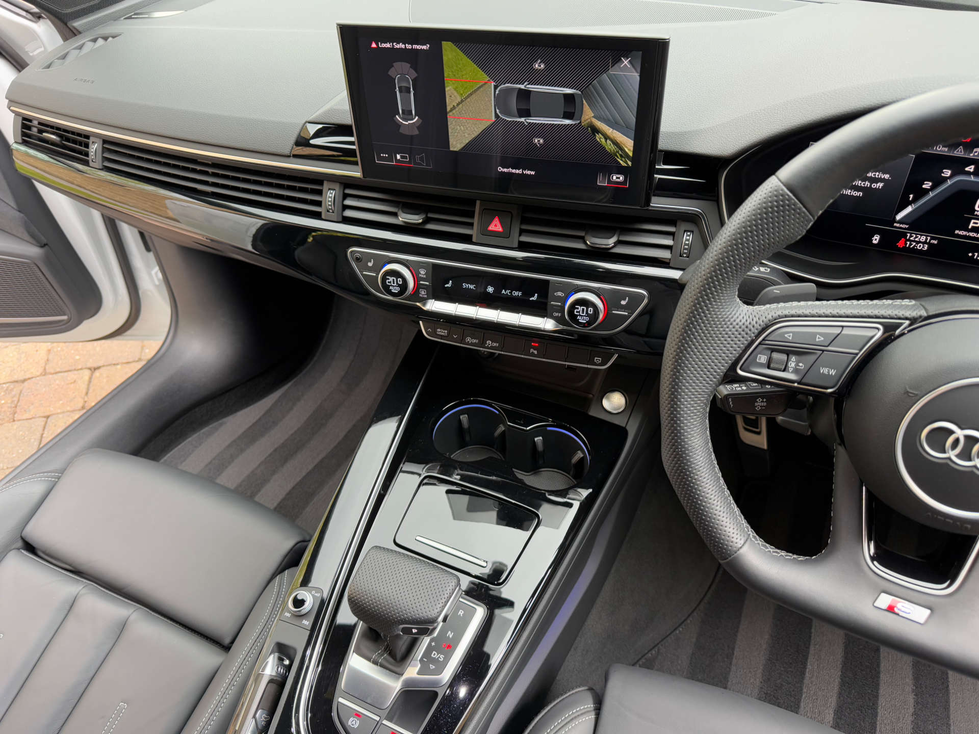 AUDI A4 2.0 A4 Black Edition 40 TFSI MHEV Semi-Auto 4dr #7