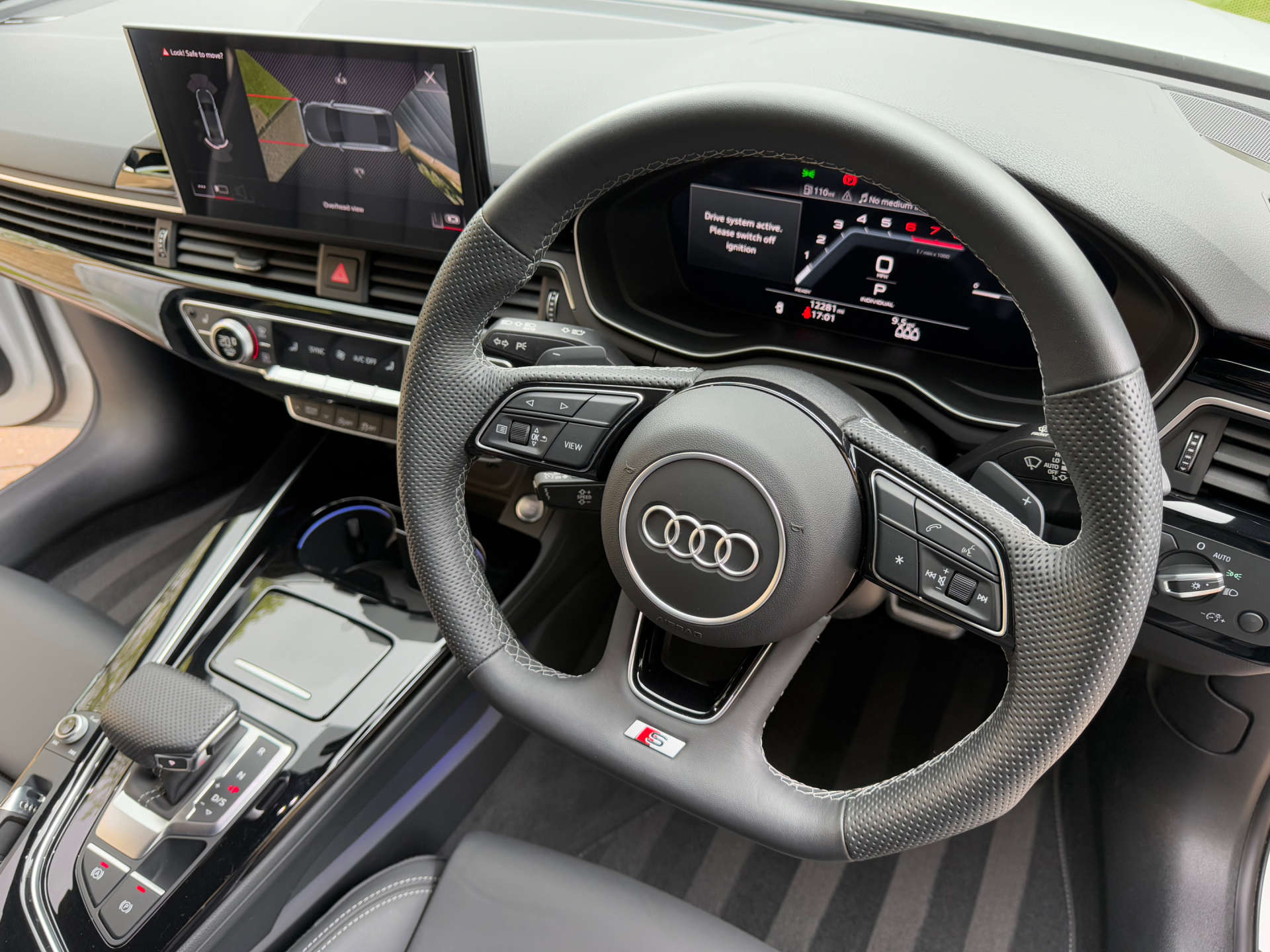 AUDI A4 2.0 A4 Black Edition 40 TFSI MHEV Semi-Auto 4dr #33
