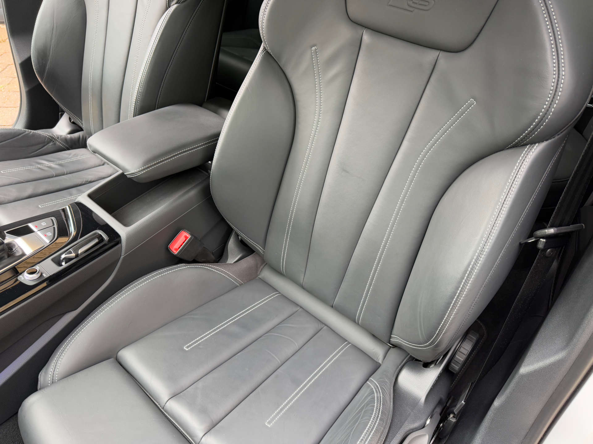 AUDI A4 2.0 A4 Black Edition 40 TFSI MHEV Semi-Auto 4dr #47