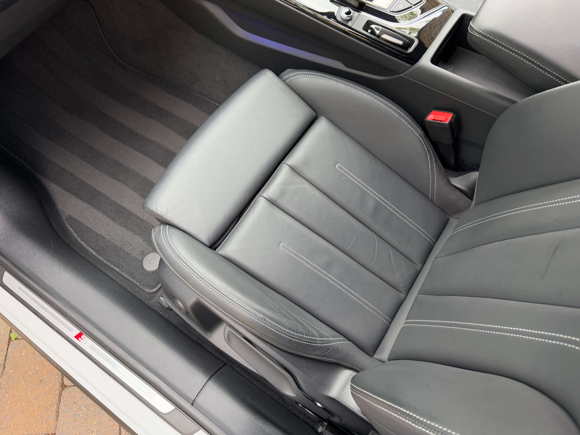 AUDI A4 2.0 A4 Black Edition 40 TFSI MHEV Semi-Auto 4dr #69
