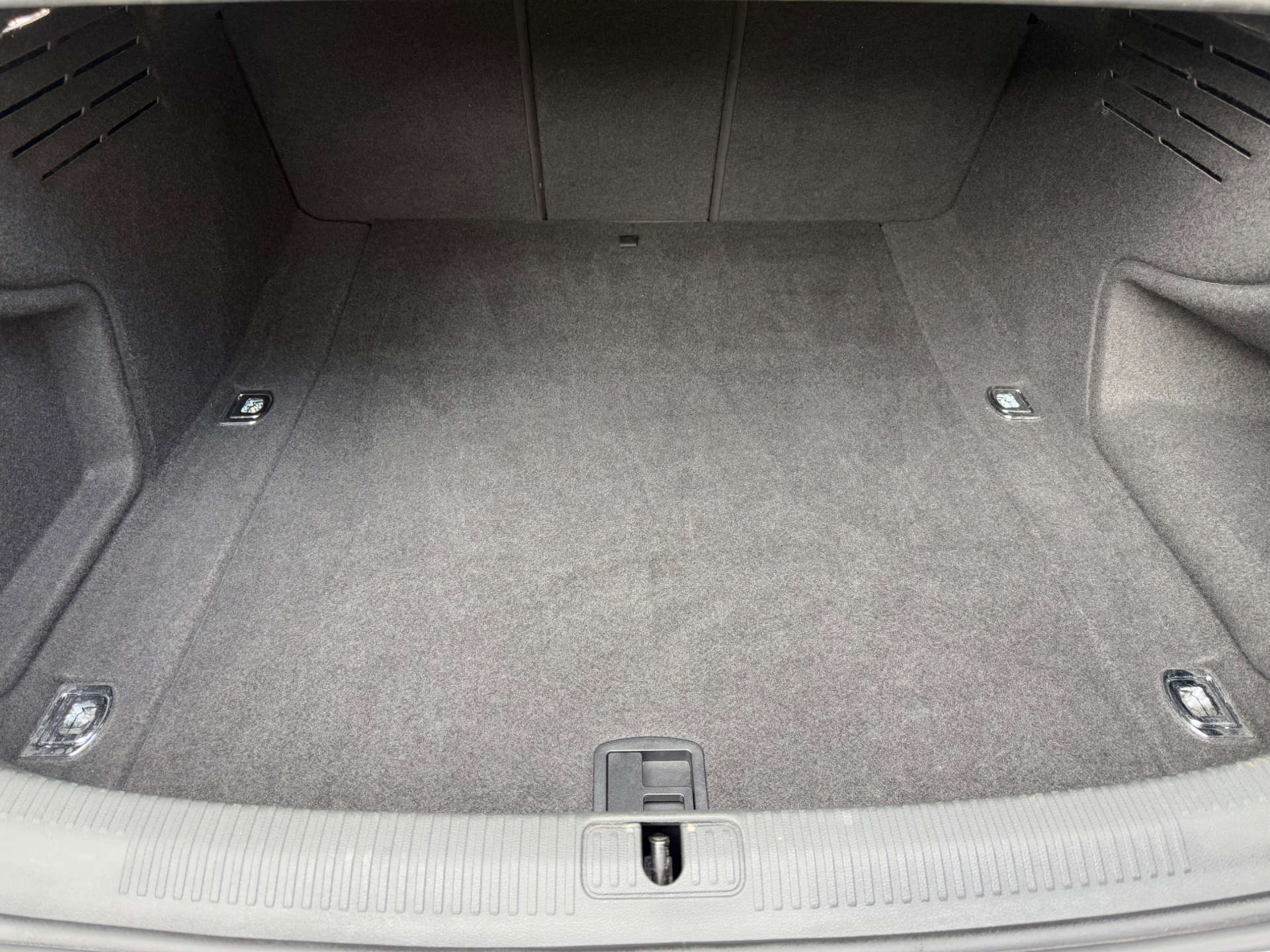 AUDI A4 2.0 A4 Black Edition 40 TFSI MHEV Semi-Auto 4dr #90