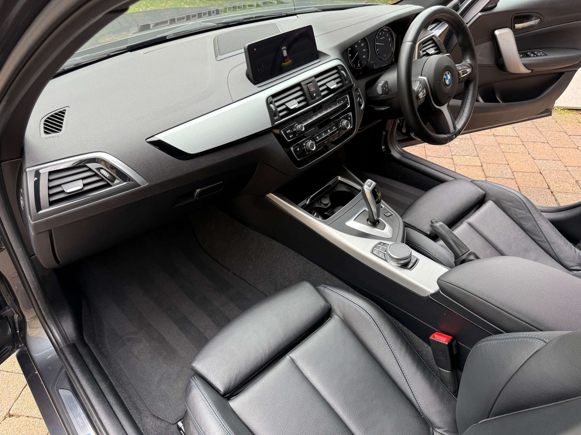 BMW 1 SERIES 1.5 118i M Sport Shadow Edition Auto 5dr #5