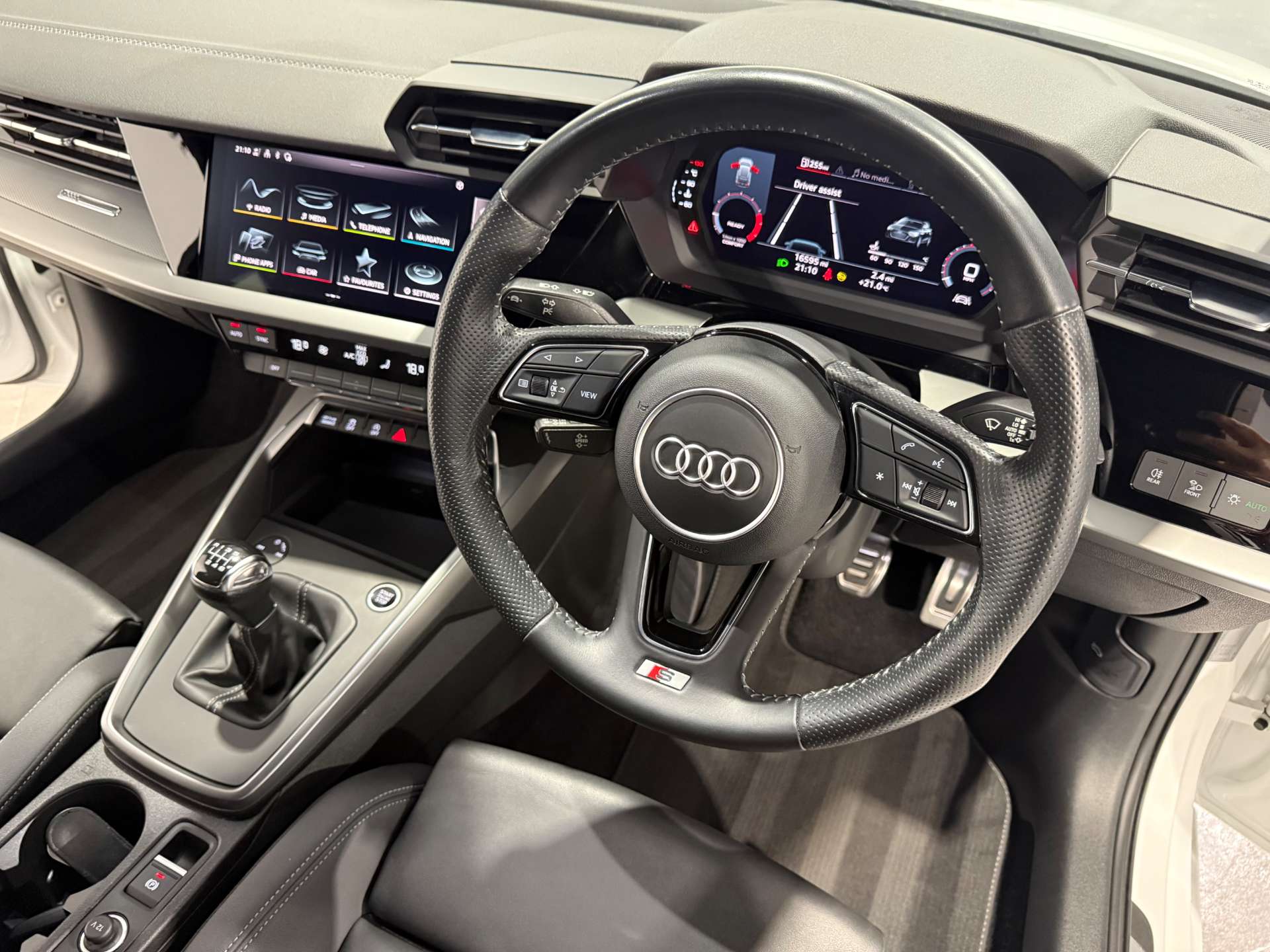 AUDI A3 1.0 A3 Sportback 30 TFSI S Line 5dr #55