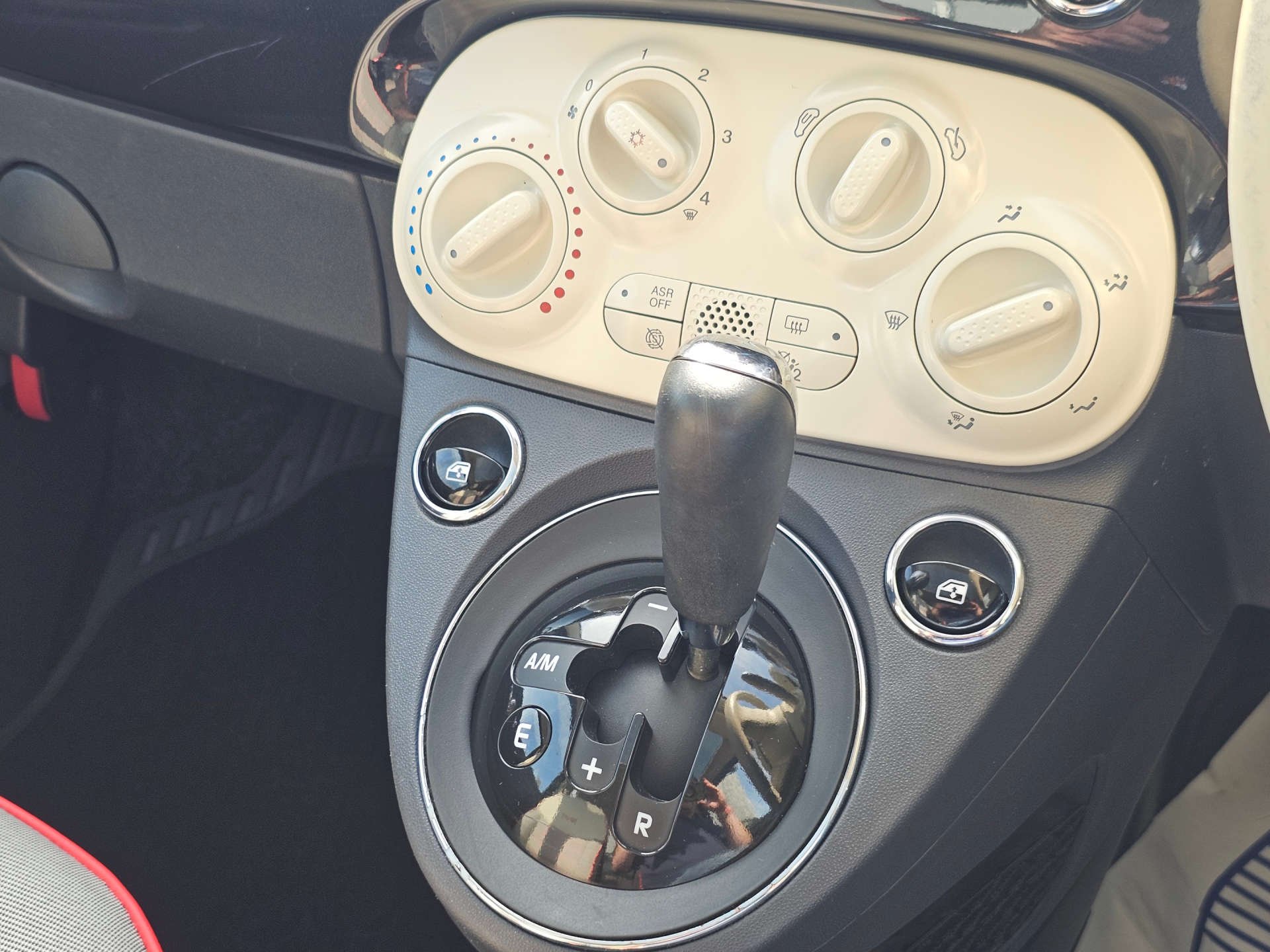 FIAT 500 1.2 500 Lounge Semi-Auto 3dr #28