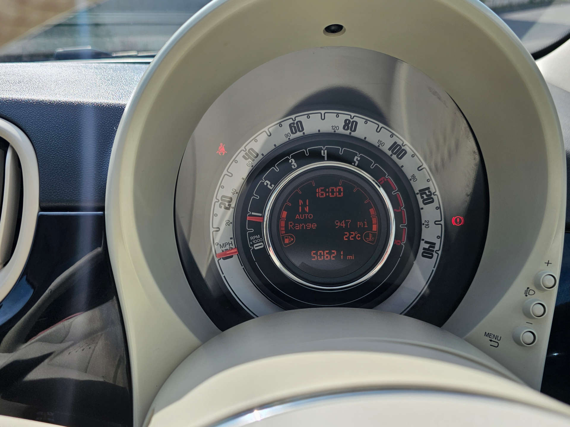 FIAT 500 1.2 500 Lounge Semi-Auto 3dr #30