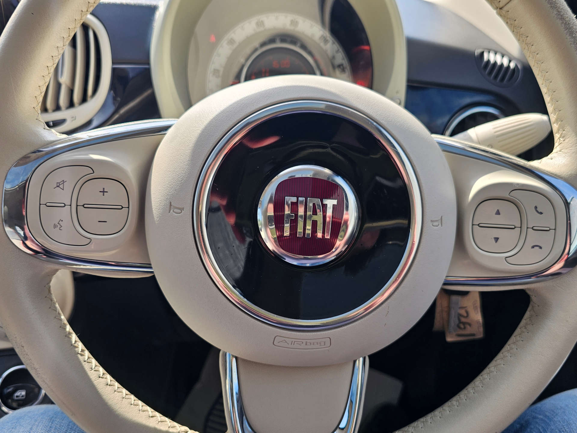 FIAT 500 1.2 500 Lounge Semi-Auto 3dr #31