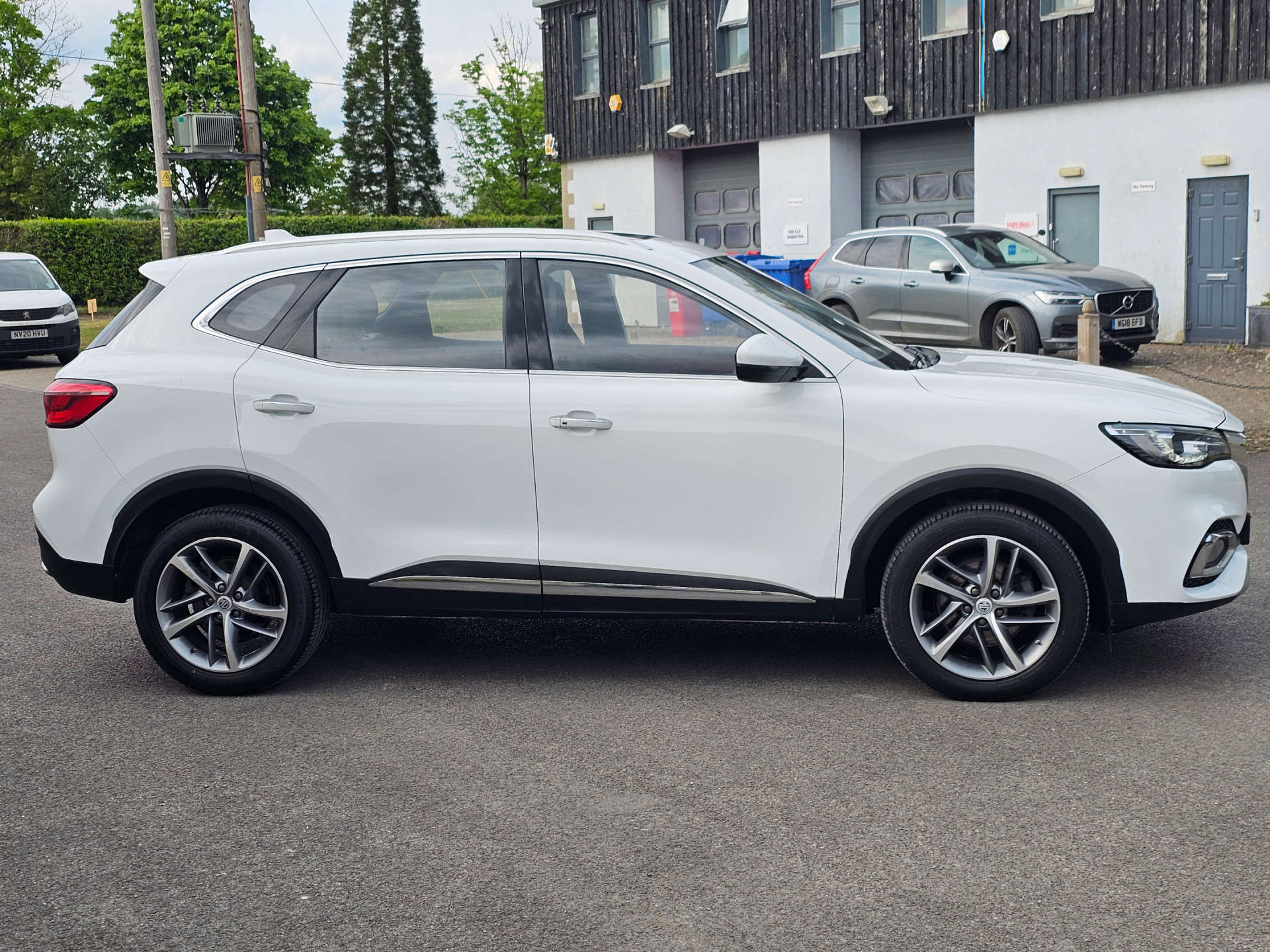 MG HS 1.5 HS Exclusive Semi-Auto 5dr #1