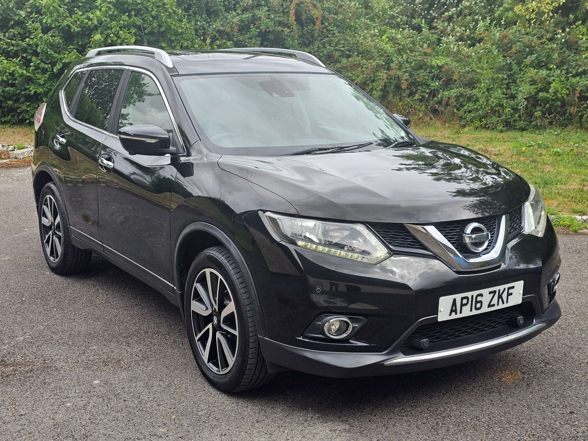 NISSAN X-TRAIL 1.6 X-Trail N-Tec DiG-T 5dr #0
