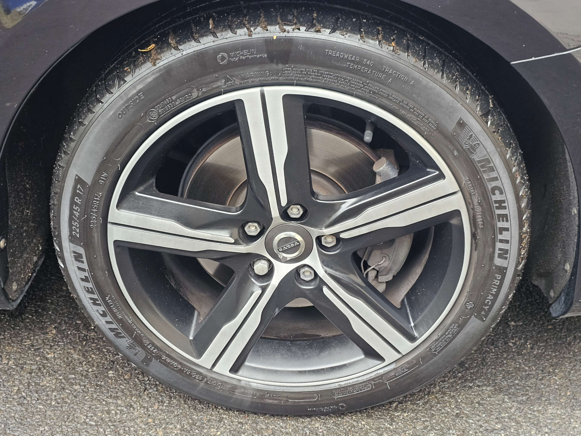 VOLVO V40 2.0 V40 R-Design Nav+ T2 5dr #2