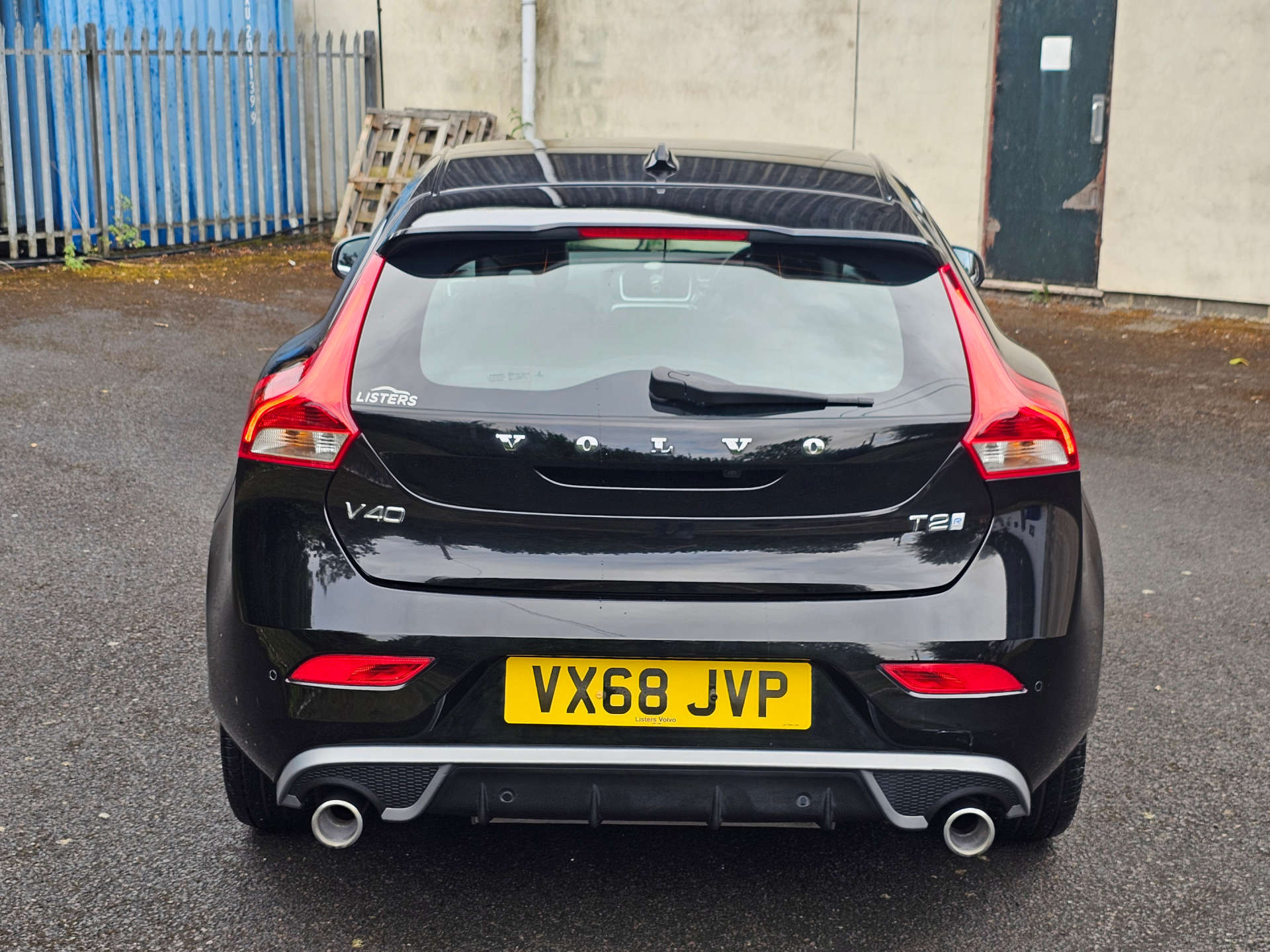 VOLVO V40 2.0 V40 R-Design Nav+ T2 5dr #9