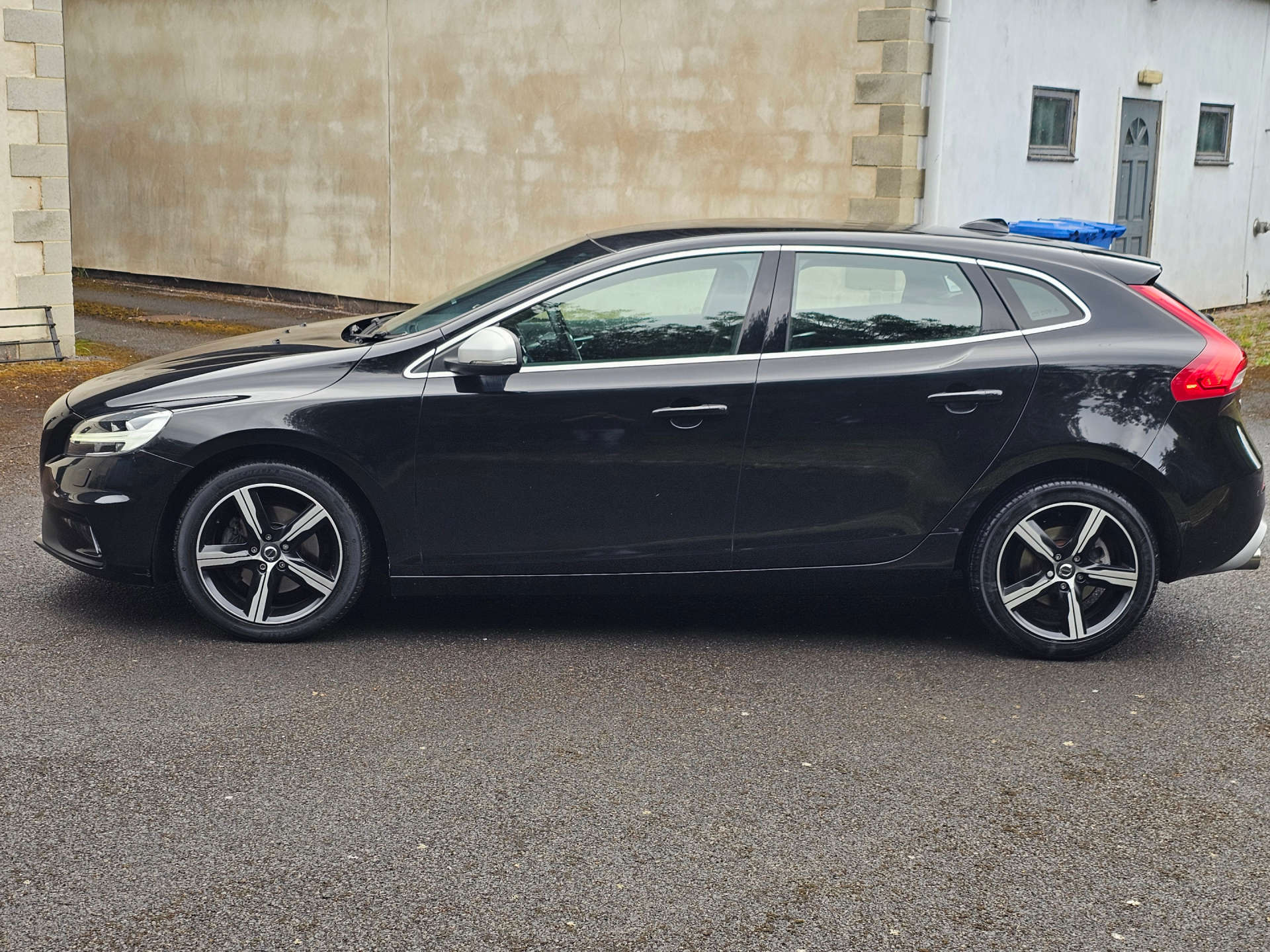 VOLVO V40 2.0 V40 R-Design Nav+ T2 5dr #15