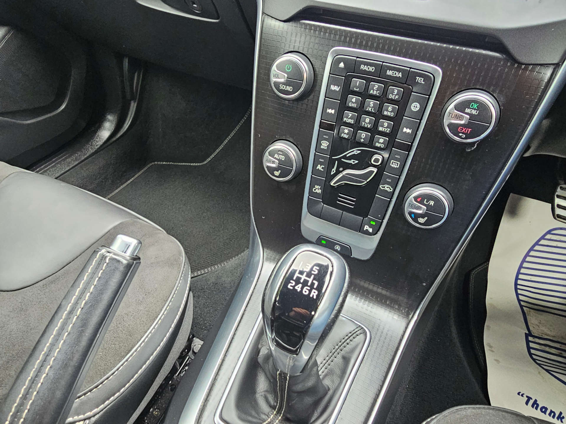 VOLVO V40 2.0 V40 R-Design Nav+ T2 5dr #30