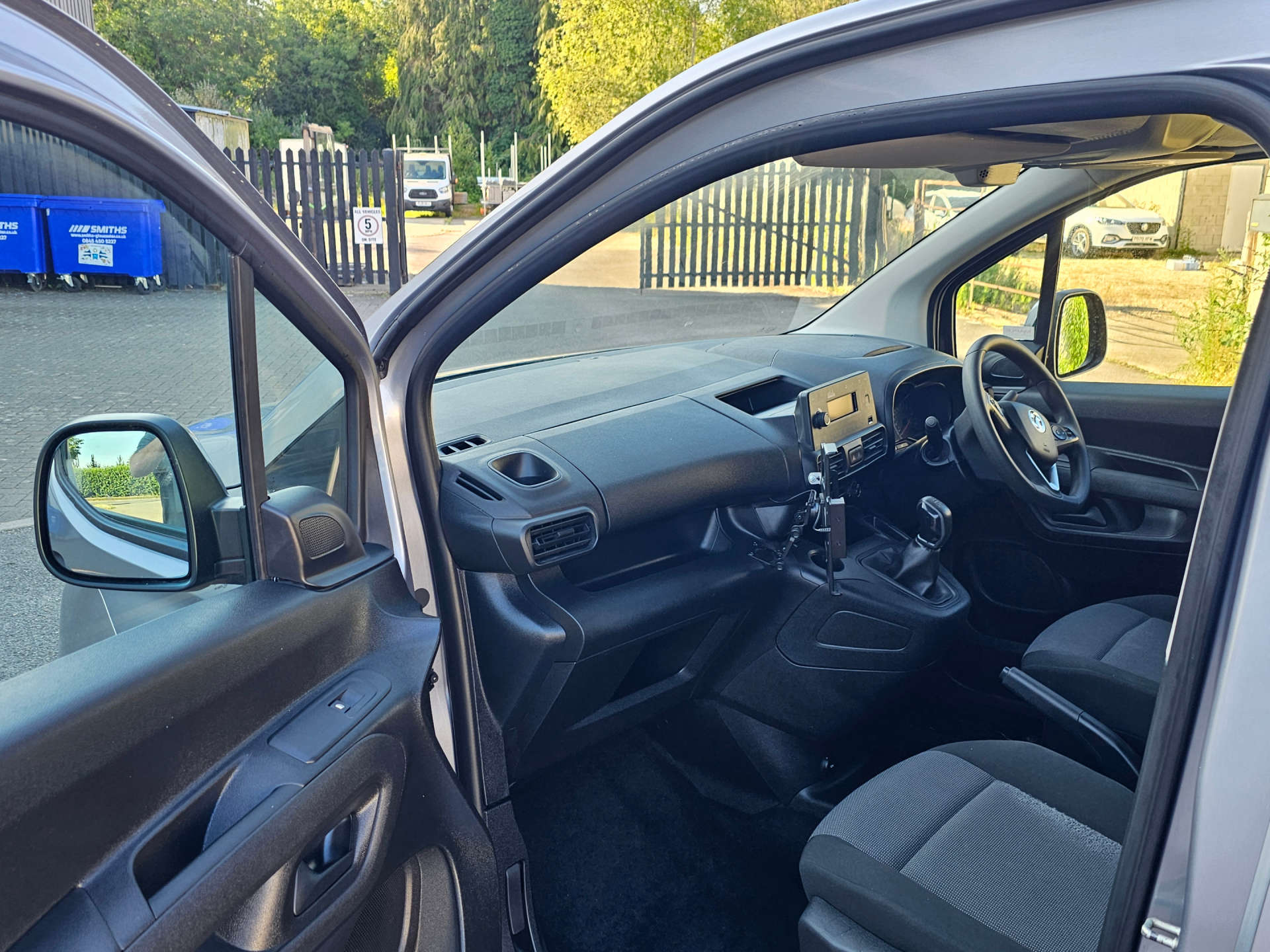 VAUXHALL COMBO 1.5 Combo 2300 Sportive S/S #13