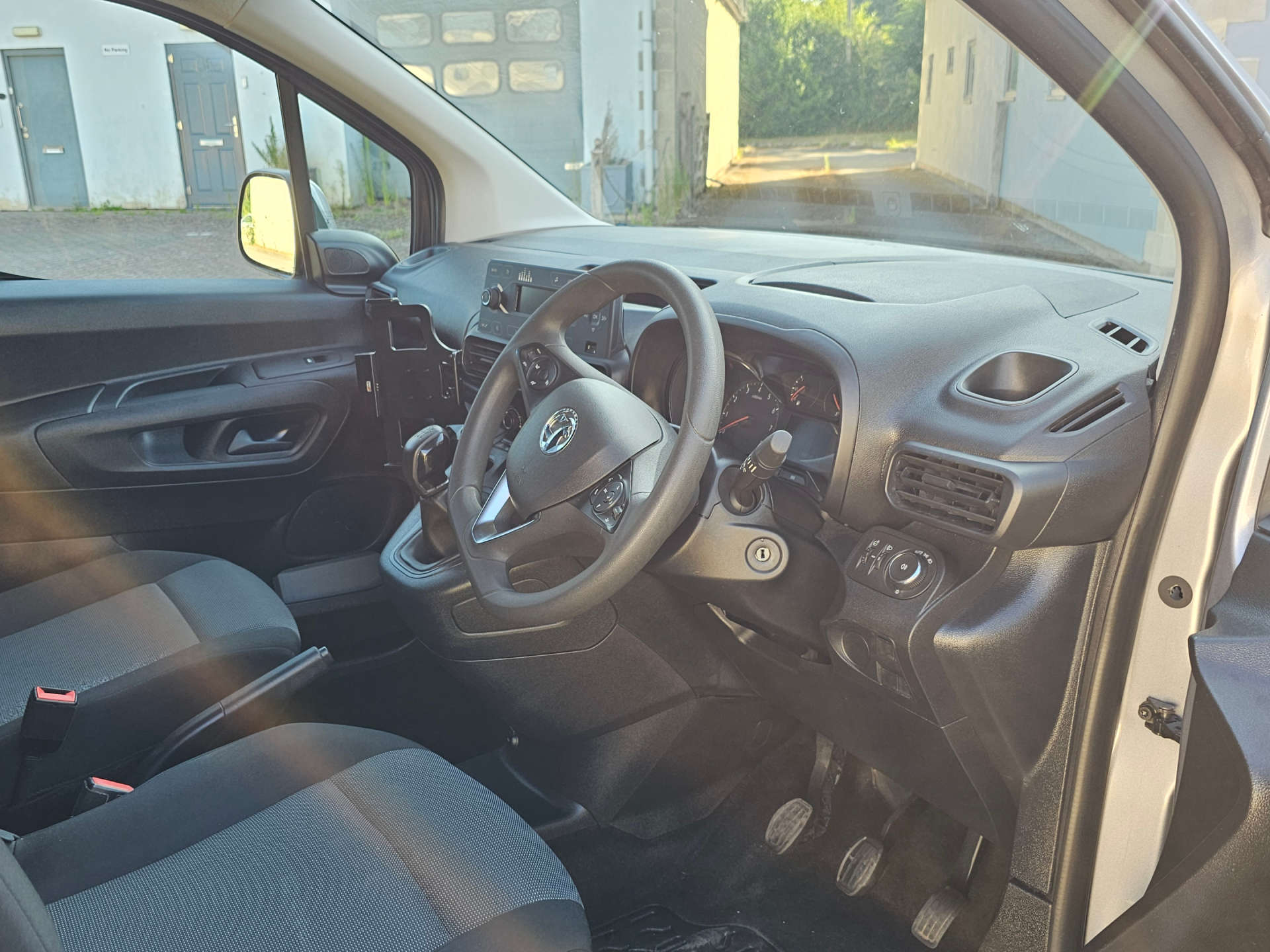 VAUXHALL COMBO 1.5 Combo 2300 Sportive S/S #18