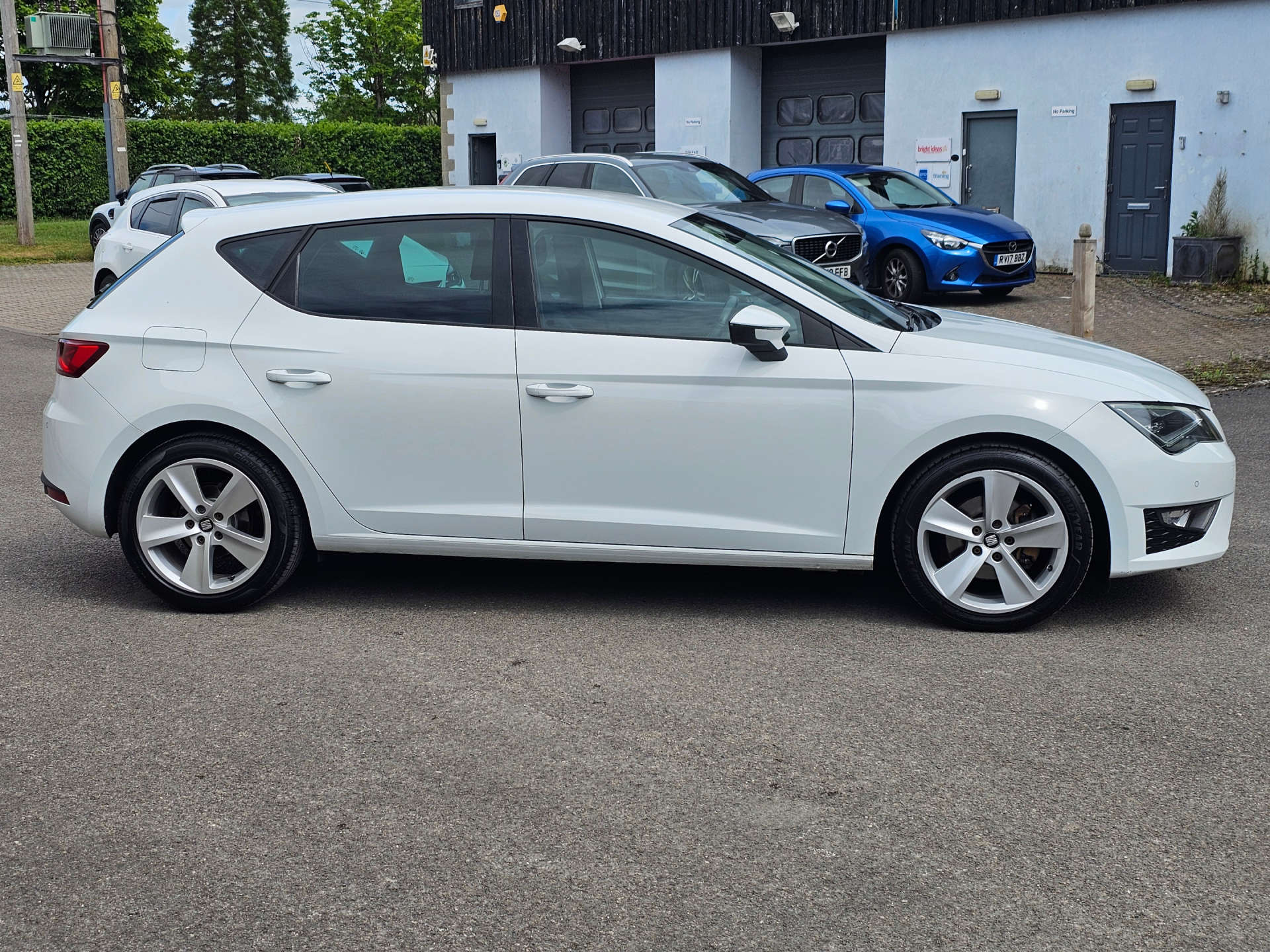 SEAT LEON 1.4 Leon FR Technology EcoTSI 5dr #2