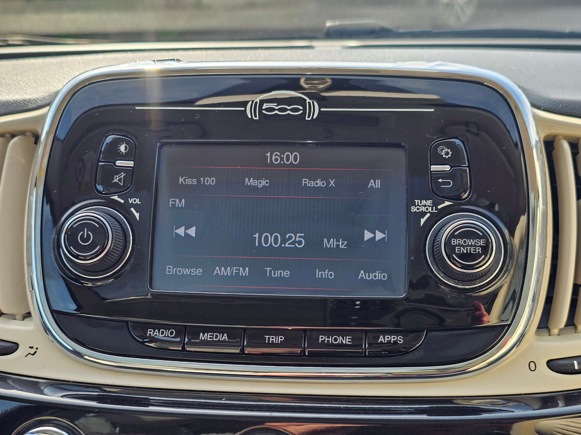 FIAT 500 1.2 500 Lounge Semi-Auto 3dr #26