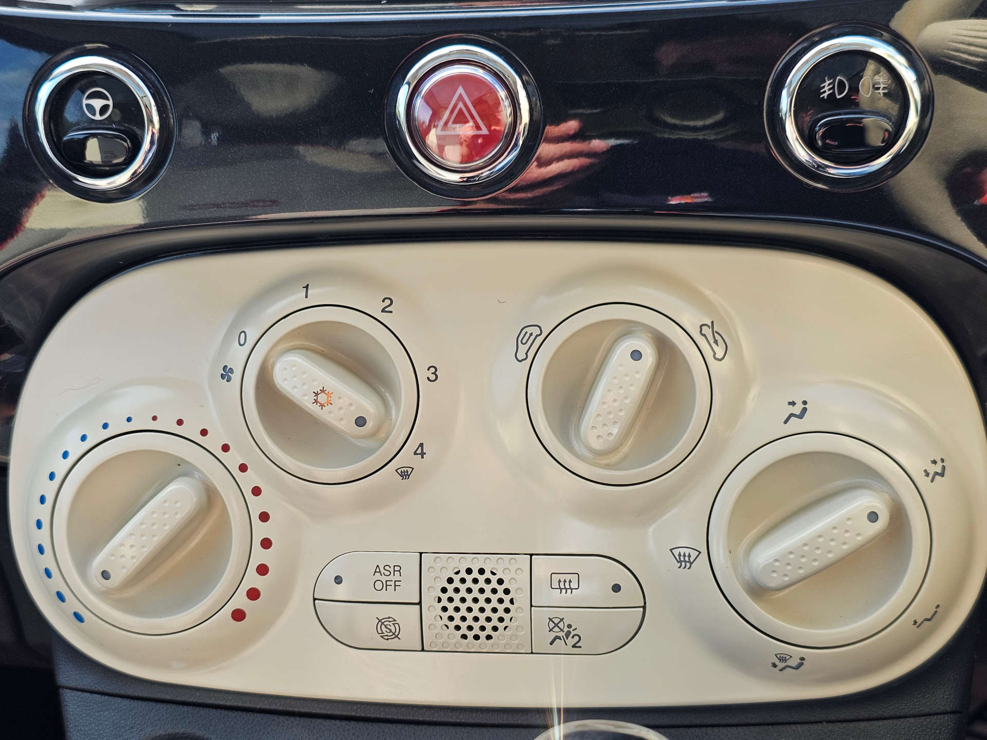FIAT 500 1.2 500 Lounge Semi-Auto 3dr #27