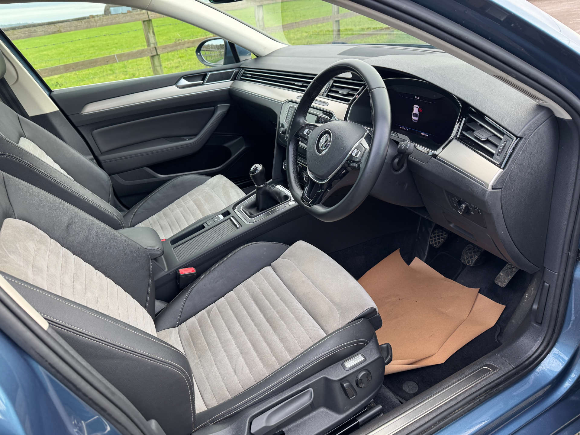 VOLKSWAGEN PASSAT 2.0 Passat GT TDI BlueMotion Technology 4dr #9