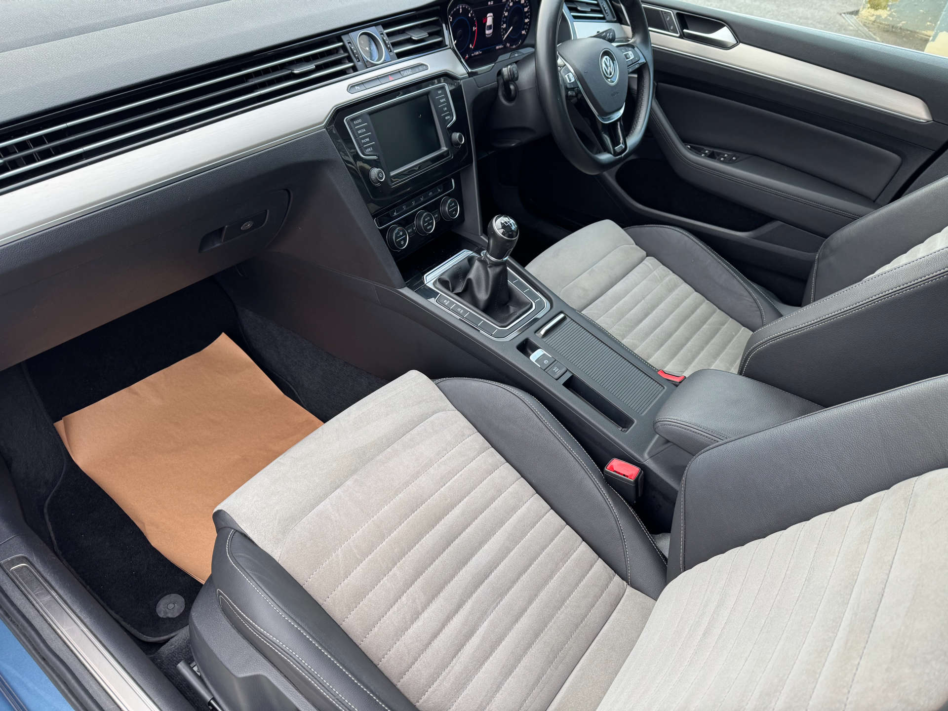 VOLKSWAGEN PASSAT 2.0 Passat GT TDI BlueMotion Technology 4dr #34