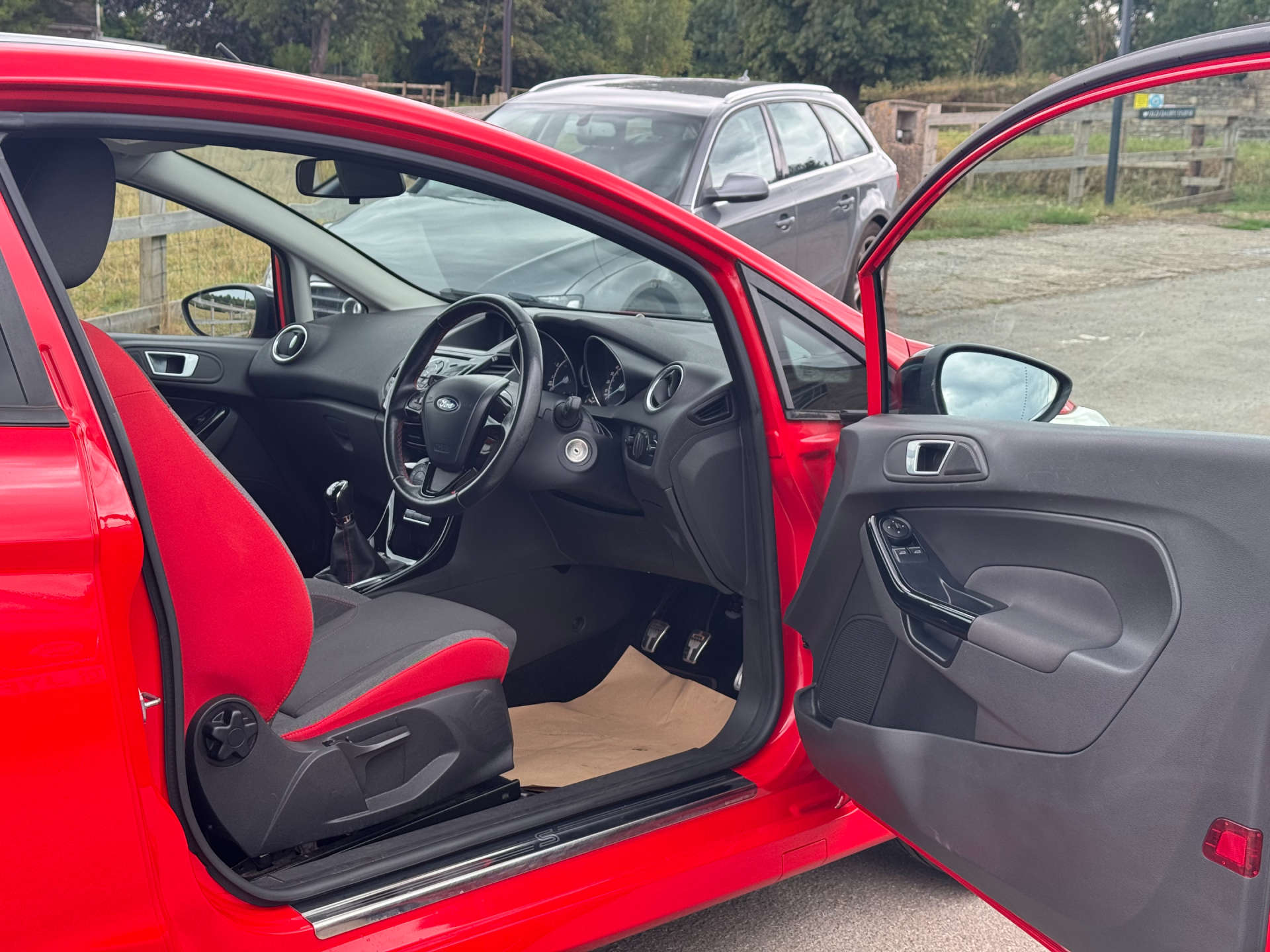 FORD FIESTA 1.0 Fiesta Zetec S Red Edition 3dr #8