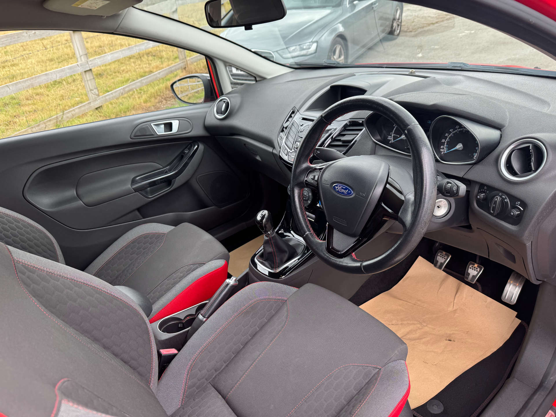 FORD FIESTA 1.0 Fiesta Zetec S Red Edition 3dr #11